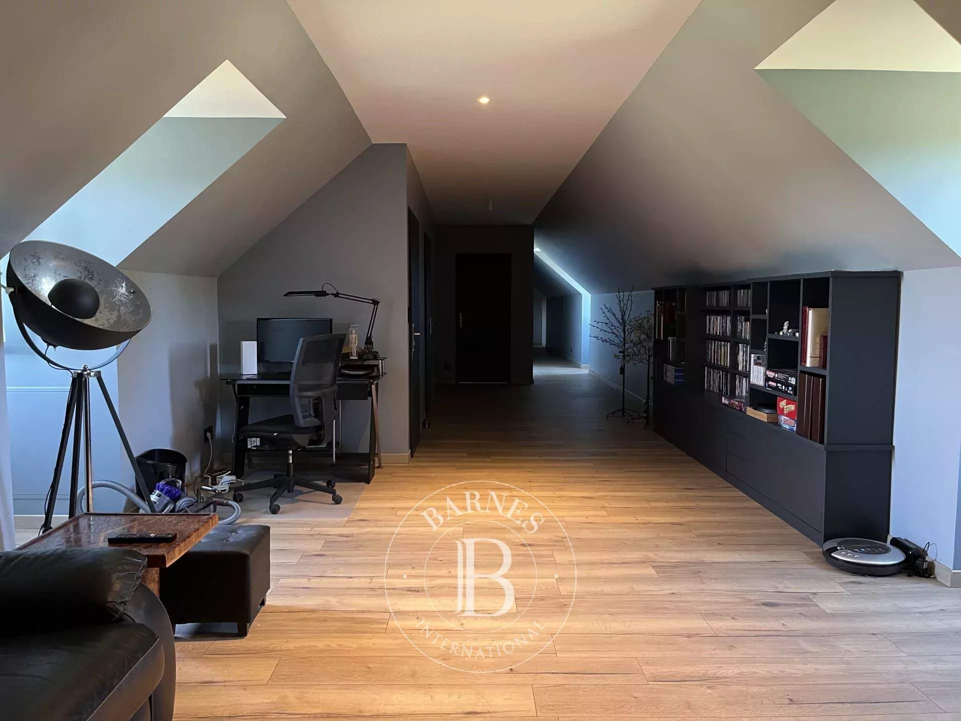 Vernou-en-Sologne  - Maison 14 Pièces 5 Chambres - picture 9