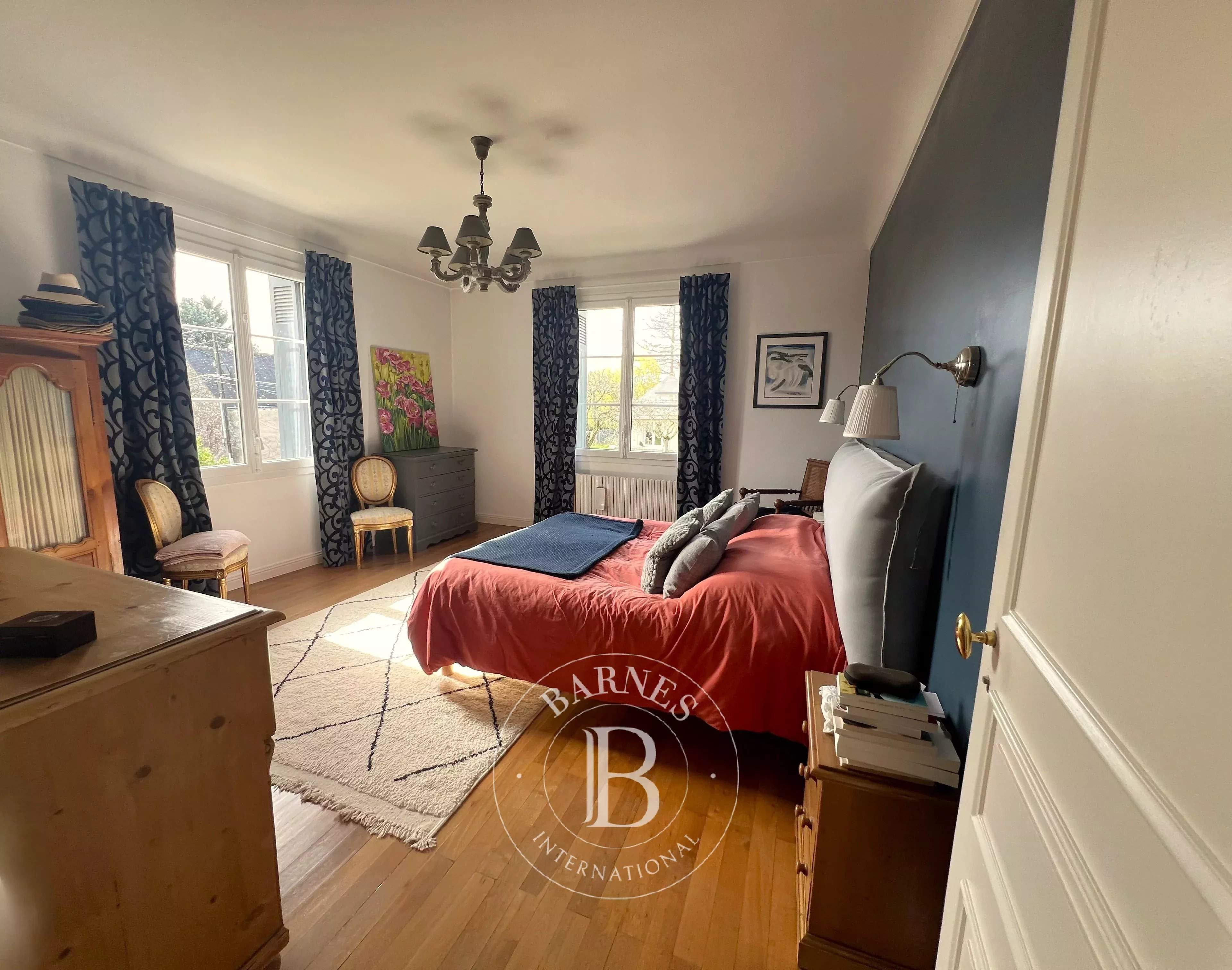 Saint-Cyr-sur-Loire  - Maison 10 Pi&egrave;ces 4 Chambres - picture 6