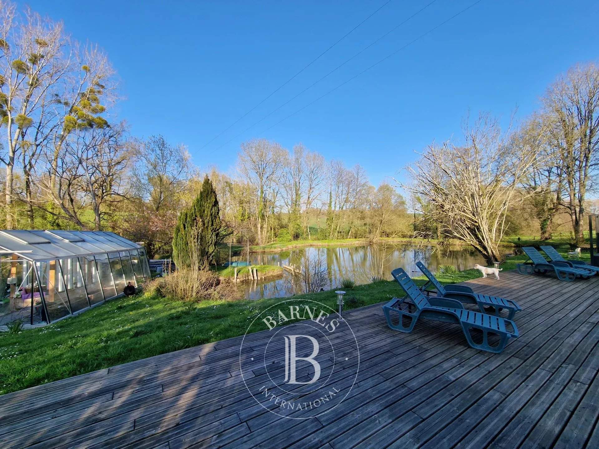 Luceau  - Maison 12 Pi&egrave;ces 9 Chambres - picture 7