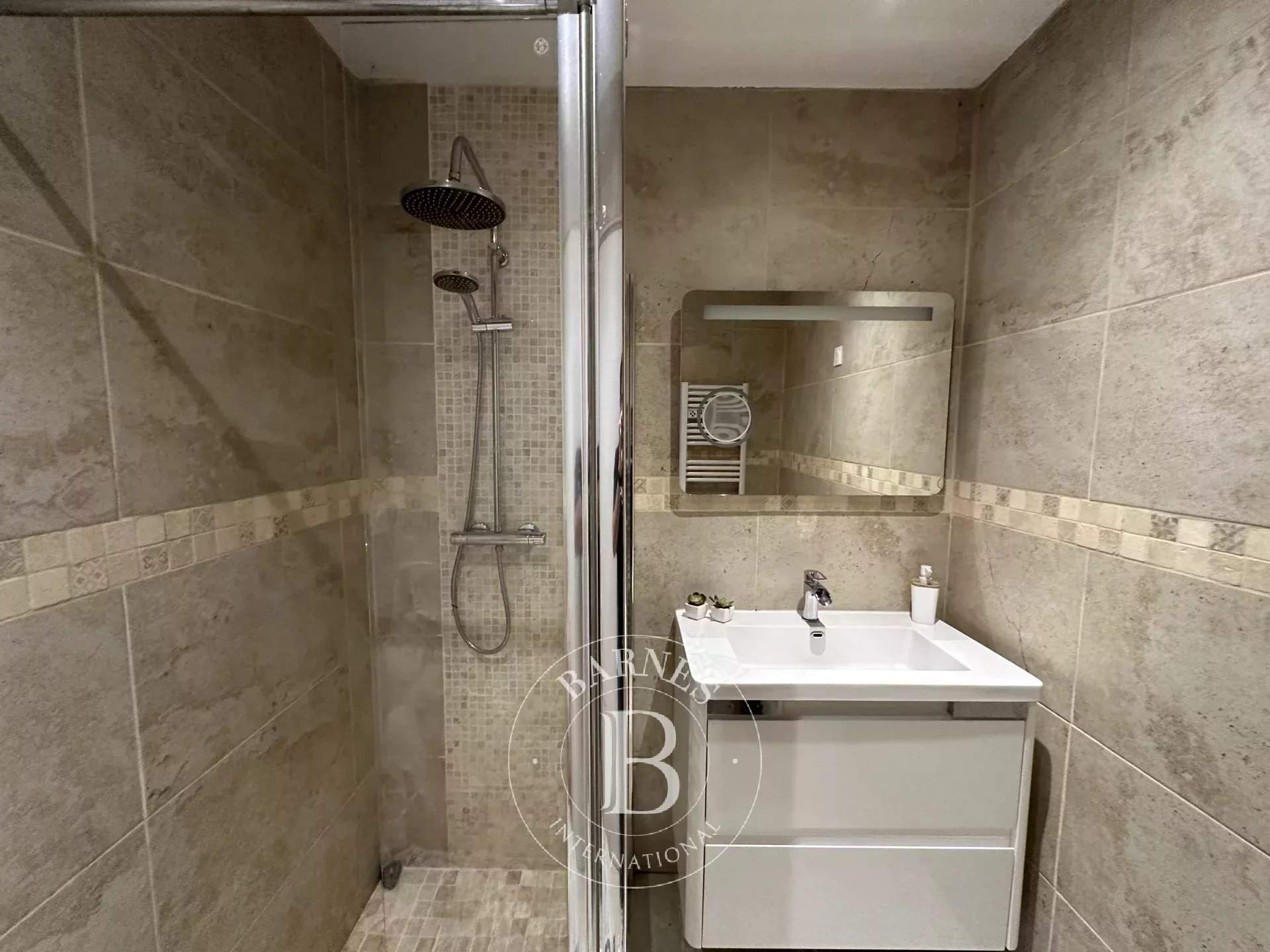 Villeneuve-sur-Conie  - House 8 Bedrooms - picture 13