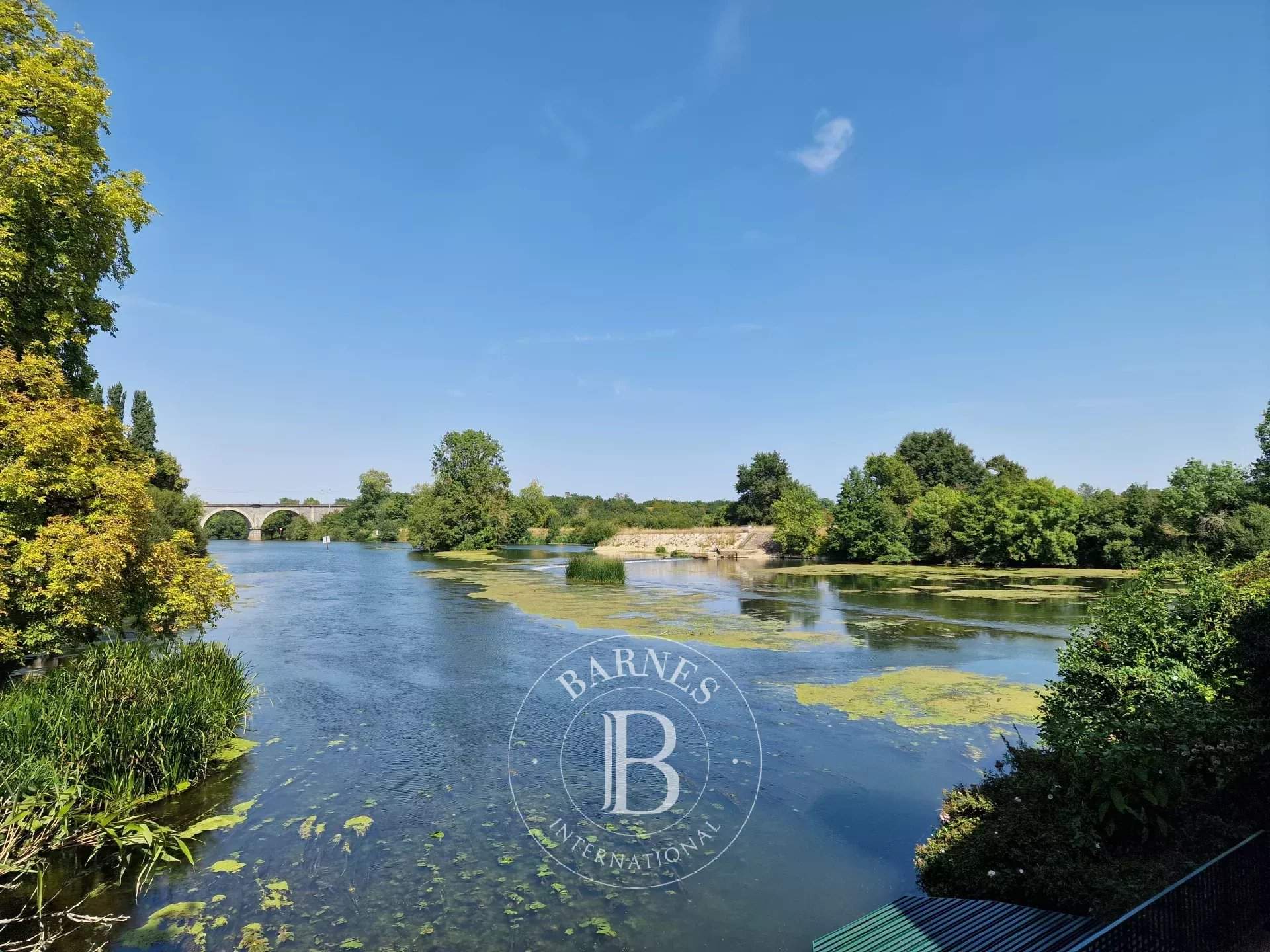 Noyen-sur-Sarthe  - House 5 Bedrooms - picture 4