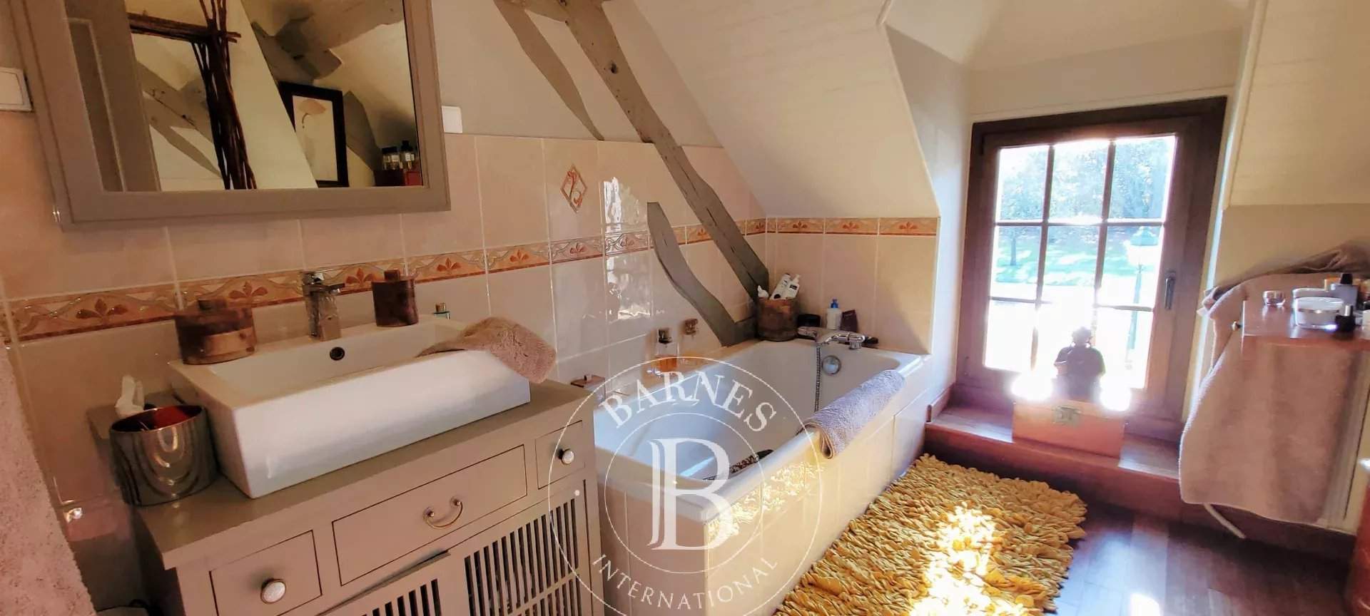 Montbarrois  - House 4 Bedrooms - picture 9