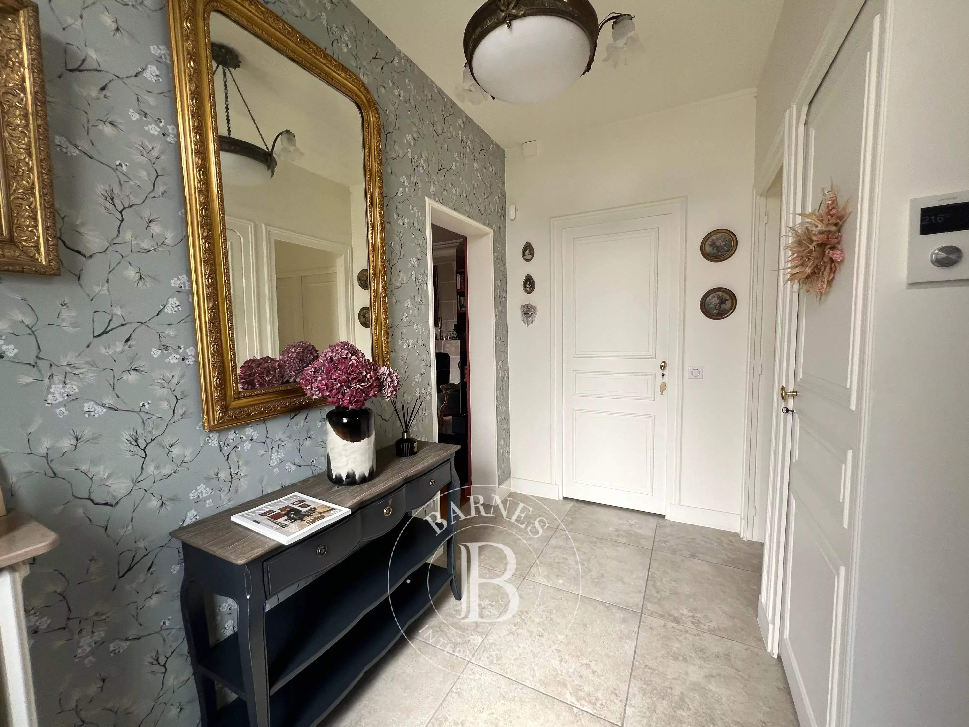 Saint-Cyr-sur-Loire  - Maison 10 Pi&egrave;ces 4 Chambres - picture 5