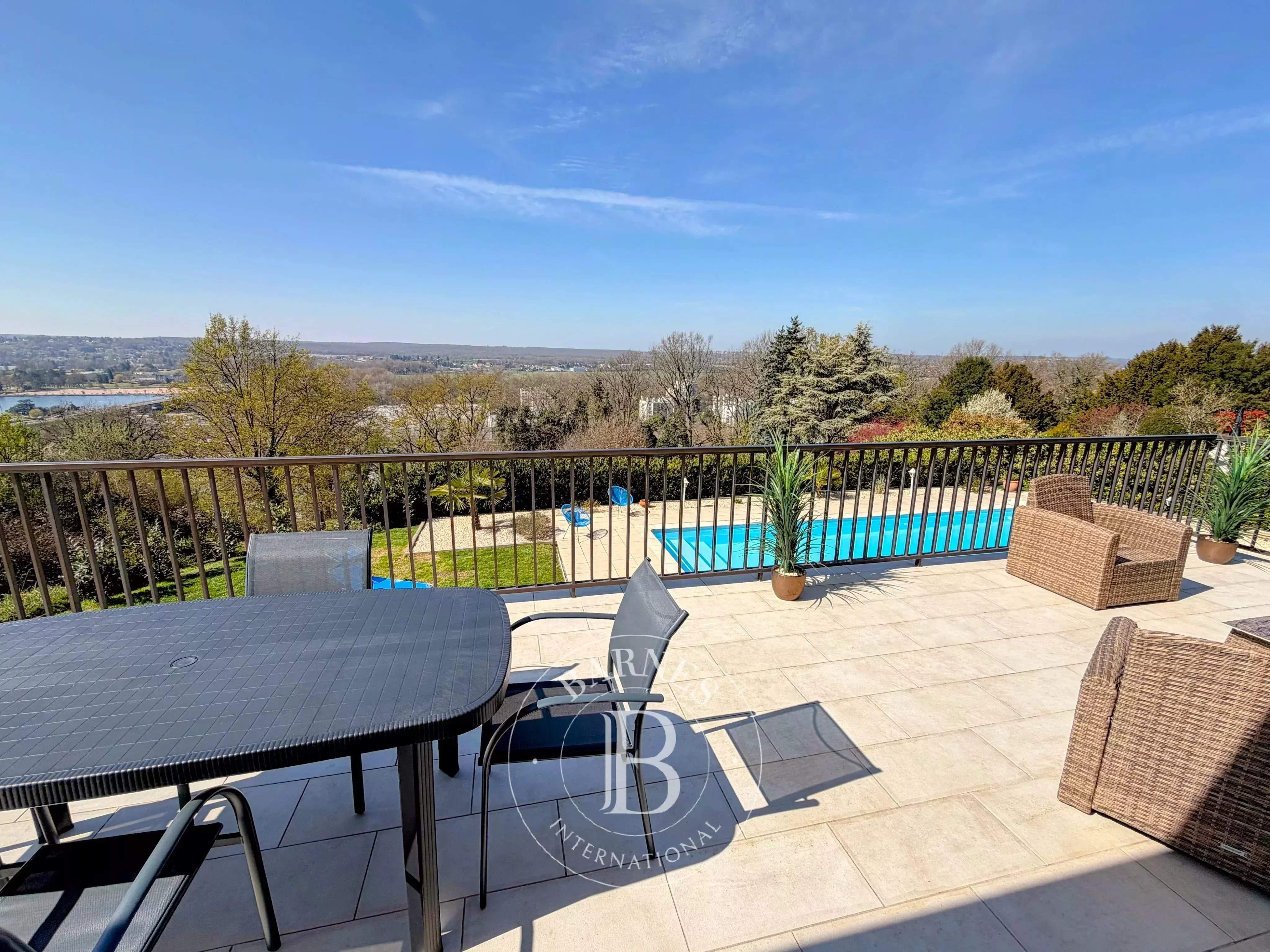 Vichy  - Villa 17 Pi&egrave;ces 3 Chambres - picture 10