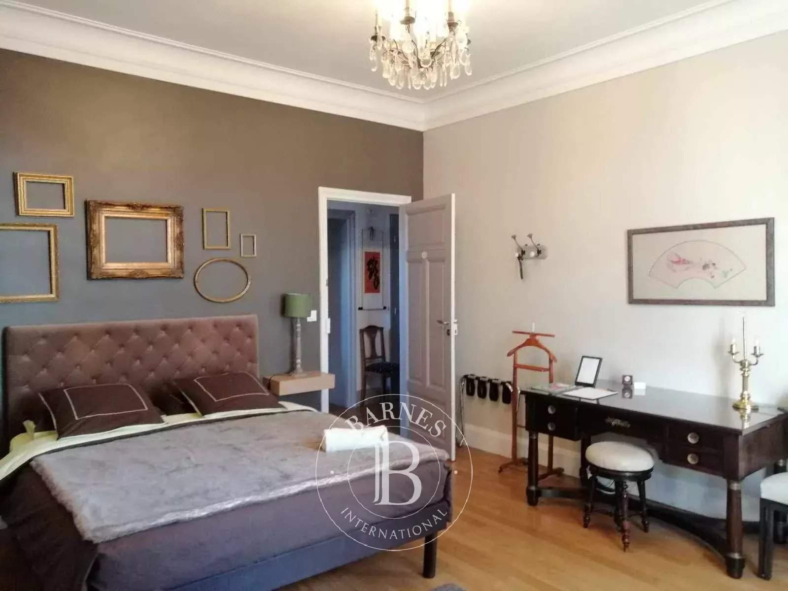 Nevers  - Bed and breakfast 9 Bedrooms - picture 9