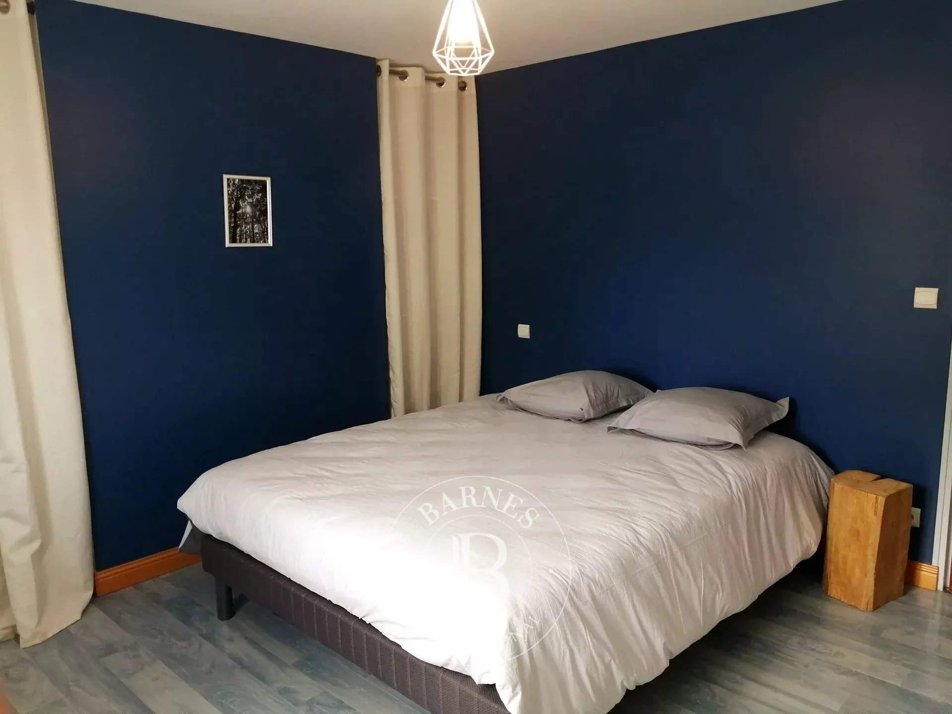 Allonnes  - Maison de village 7 Pi&egrave;ces 5 Chambres - picture 7