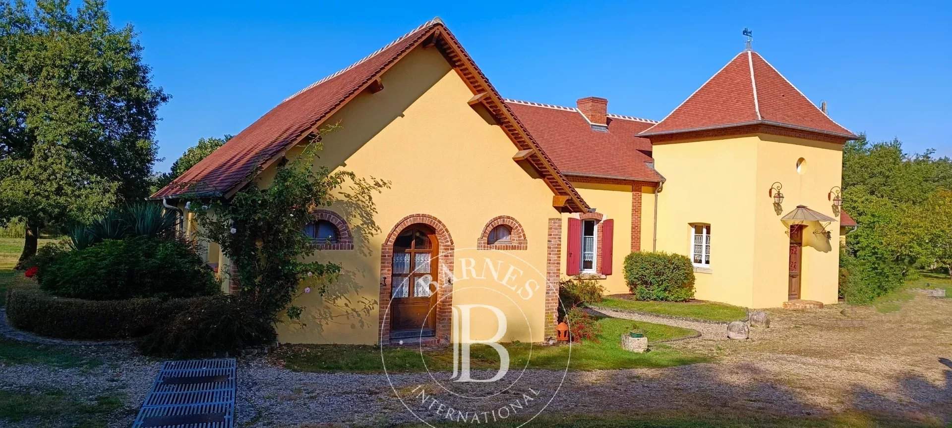 Neuvy-sur-Barangeon  - Property 4 Bedrooms - picture 4