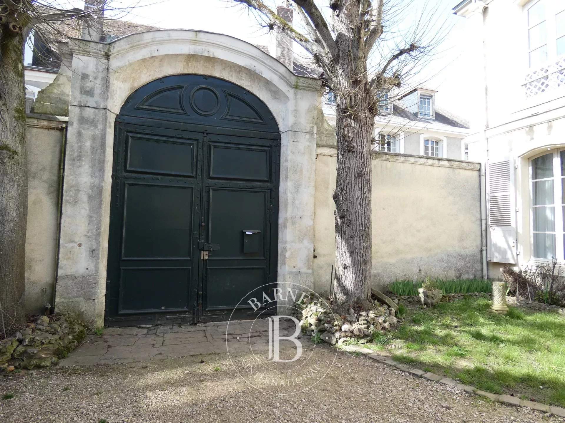 Châteaudun  - Hôtel particulier 12 Pièces 7 Chambres - picture 2