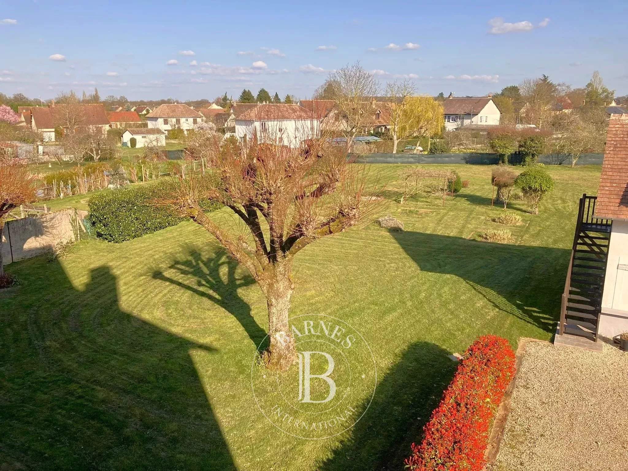 Aubigny-sur-Nère  - Villa  - picture 5