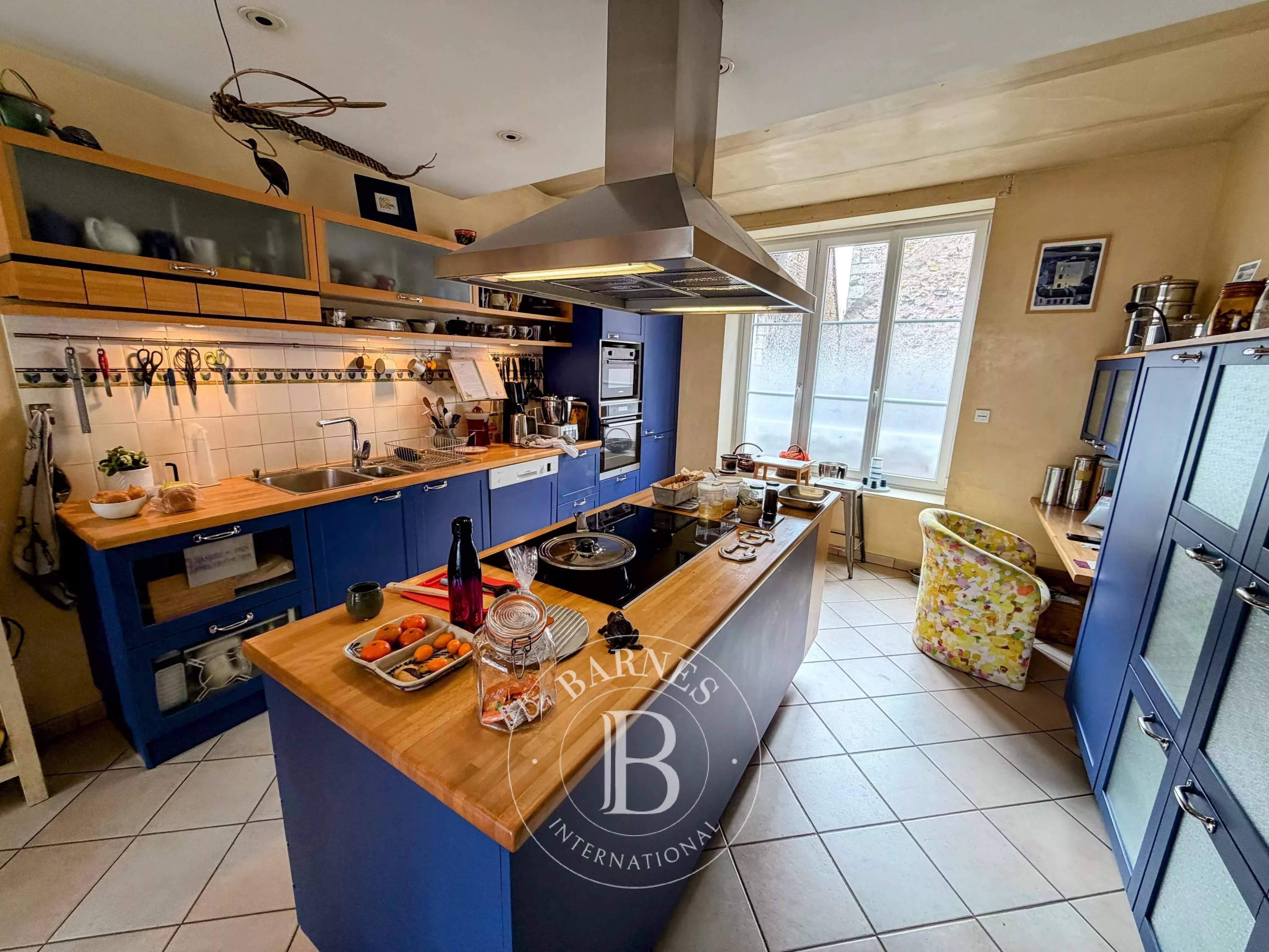 Clamecy  - Maison de ville 22 Pi&egrave;ces 7 Chambres - picture 6