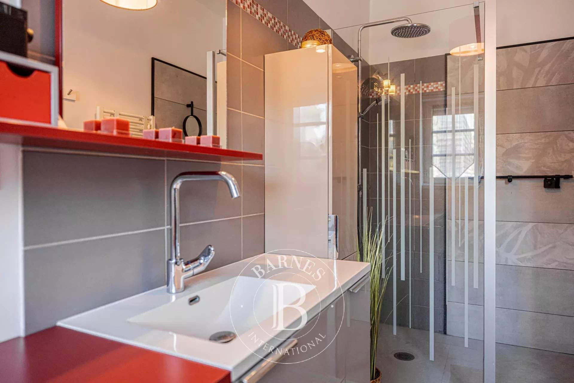 Orléans  - Maison 7 Pi&egrave;ces 4 Chambres - picture 7