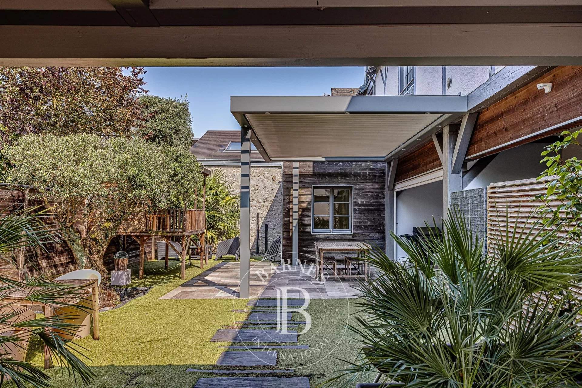 Orléans  - Maison 7 Pi&egrave;ces 4 Chambres - picture 2