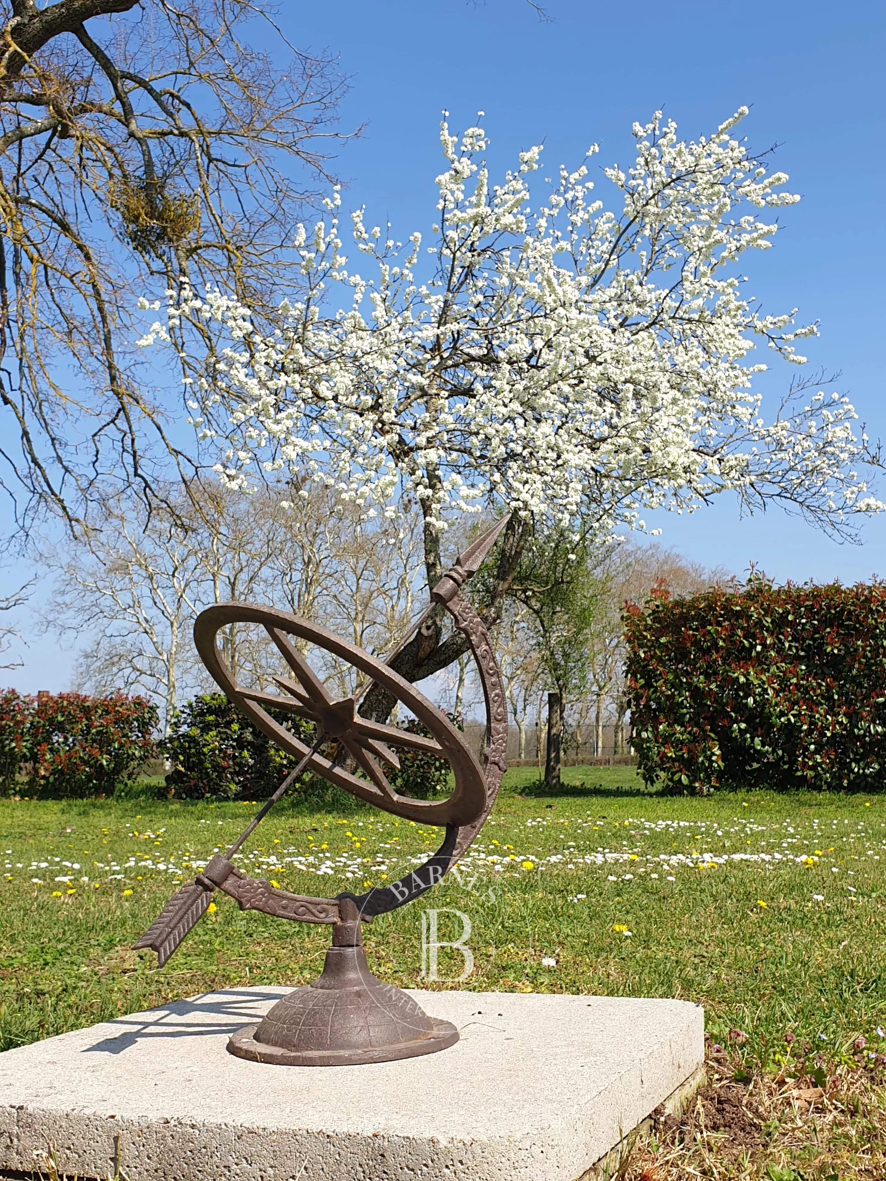 Decize  - Maison 12 Pi&egrave;ces 3 Chambres - picture 11