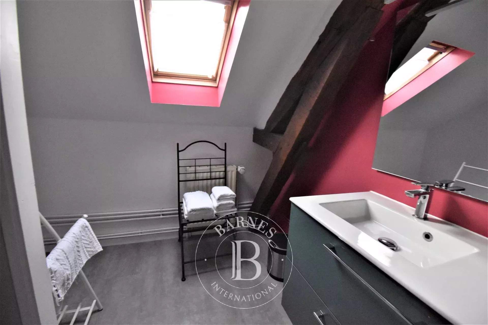 Luceau  - Maison 12 Pi&egrave;ces 9 Chambres - picture 9