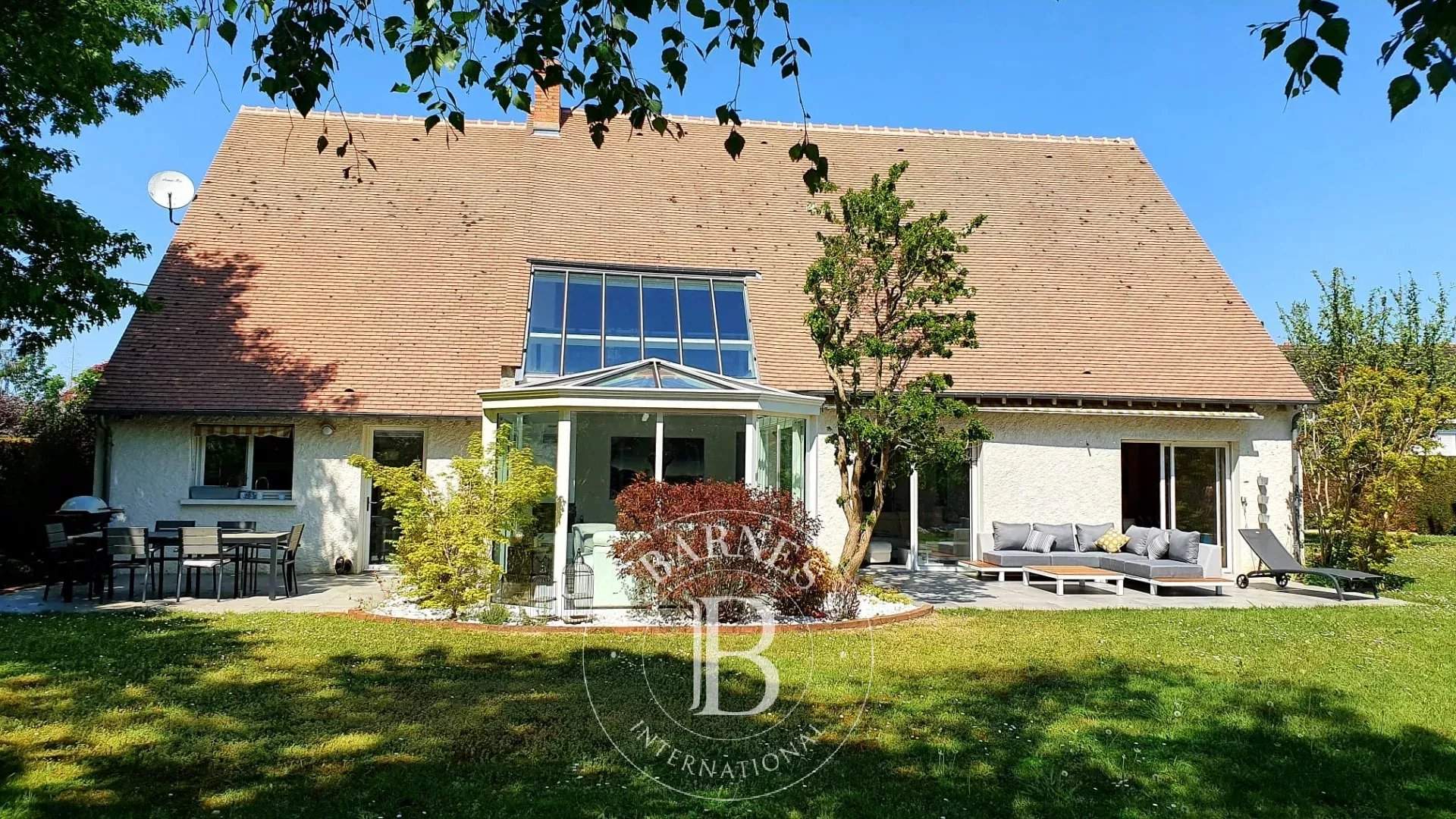 Saint-Denis-en-Val  - Villa 8 Cuartos 6 Habitaciones - picture 1