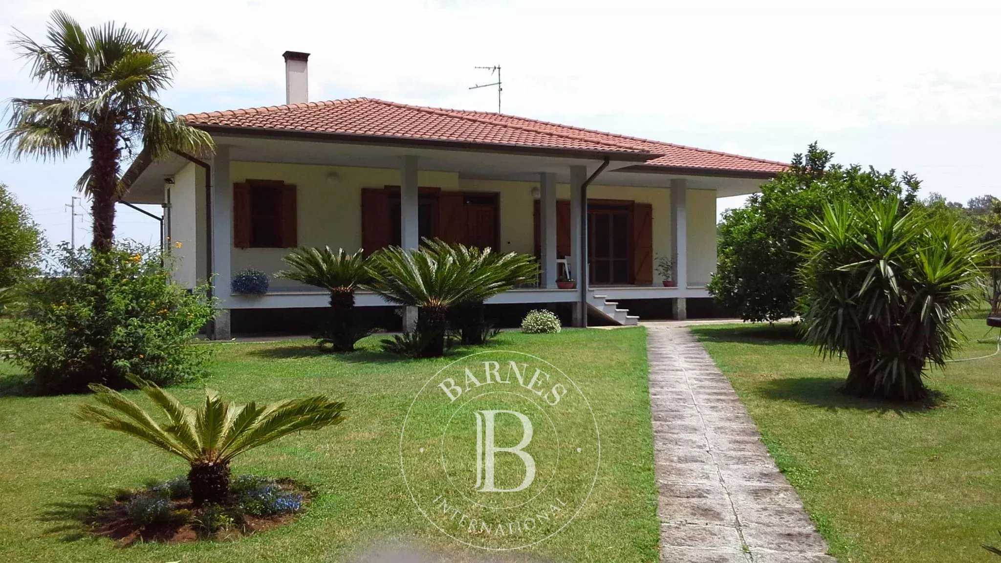 Sabaudia  - Villa 5 Pi&egrave;ces 3 Chambres