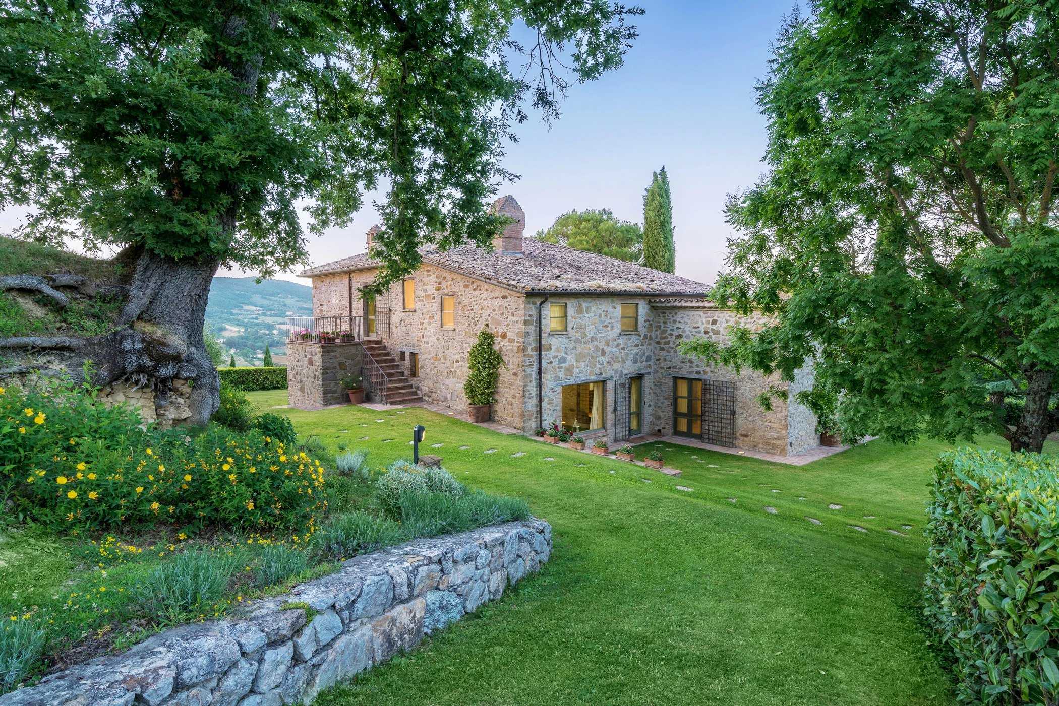 Umbertide  - Villa 15 Pi&egrave;ces 7 Chambres