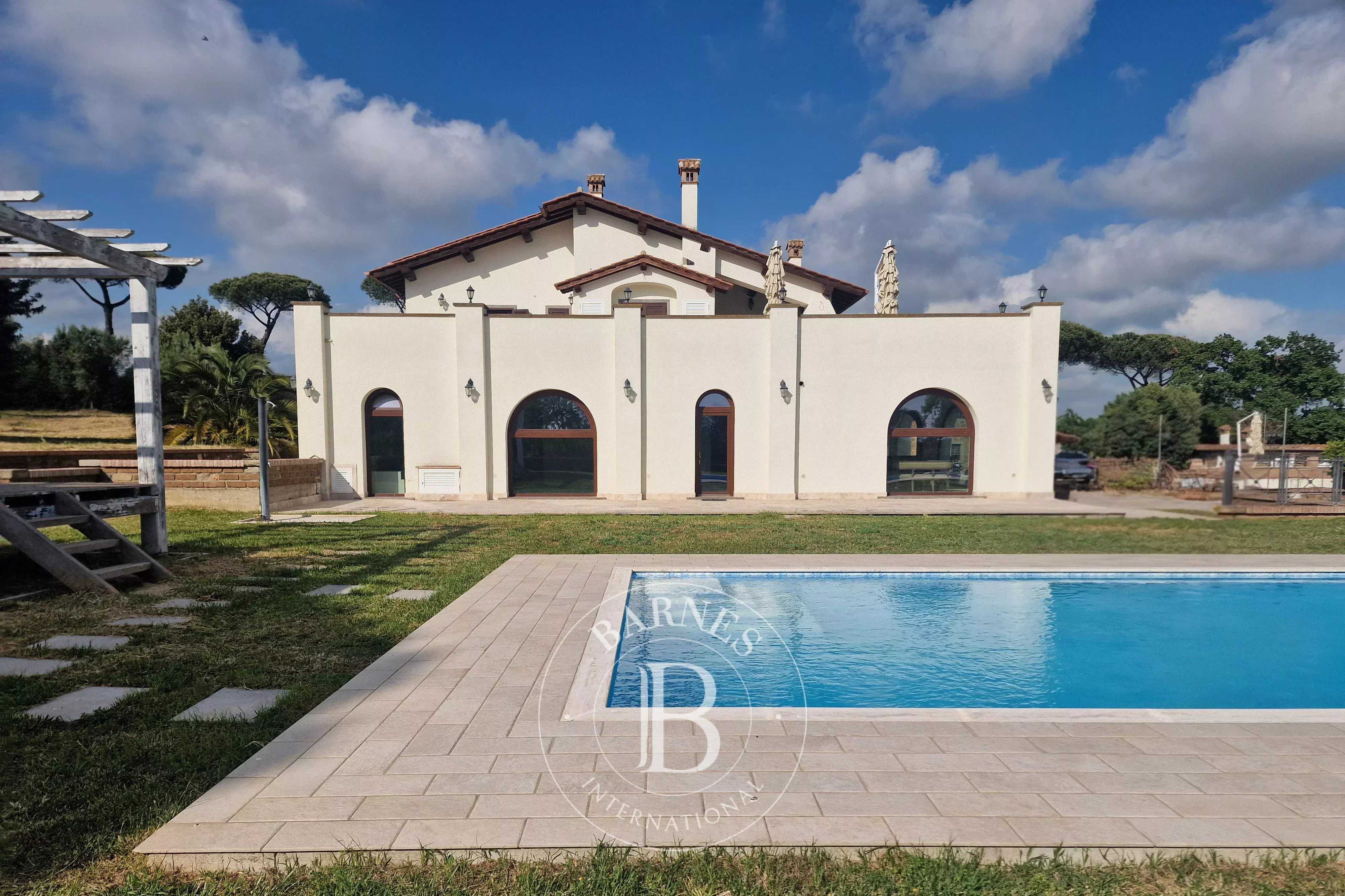 Cerveteri  - Manoir 15 Pi&egrave;ces 15 Chambres