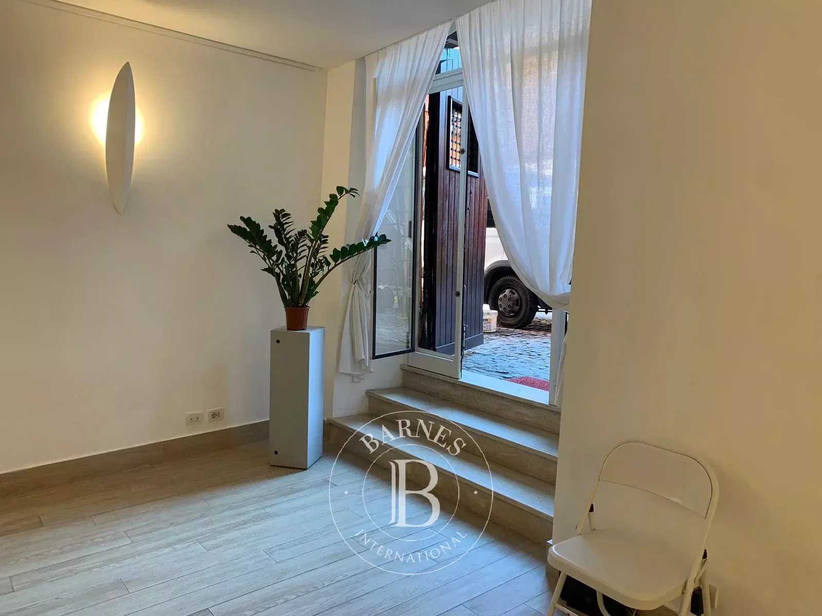 Roma  - Studio 1 Bedroom