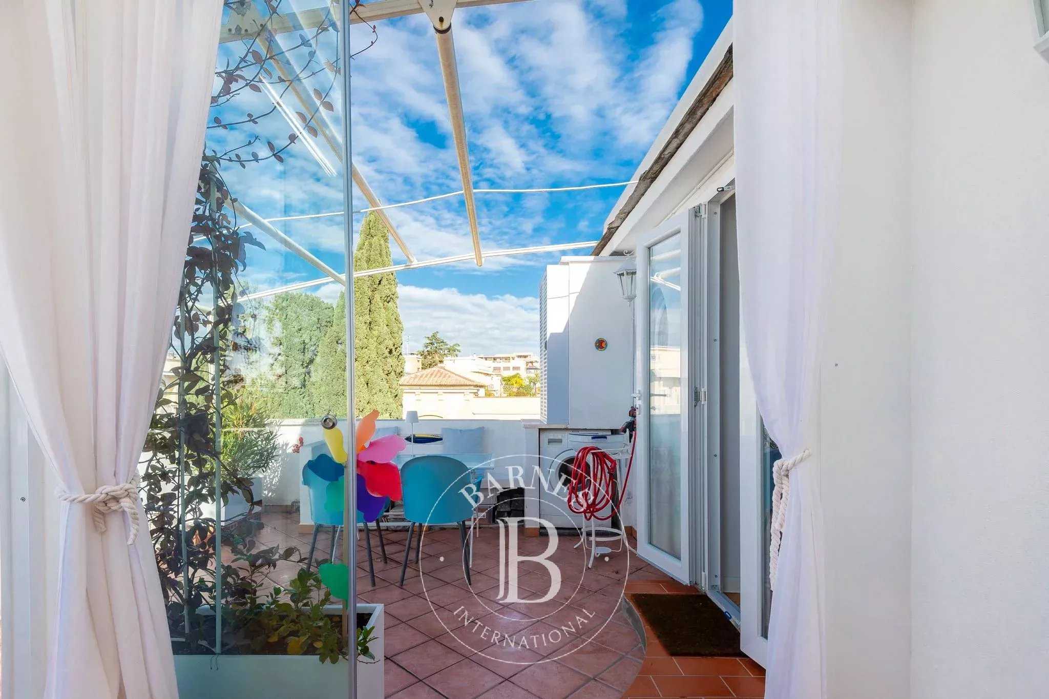 Roma  - Estudio 1 Cuarto, 1 Habitacion