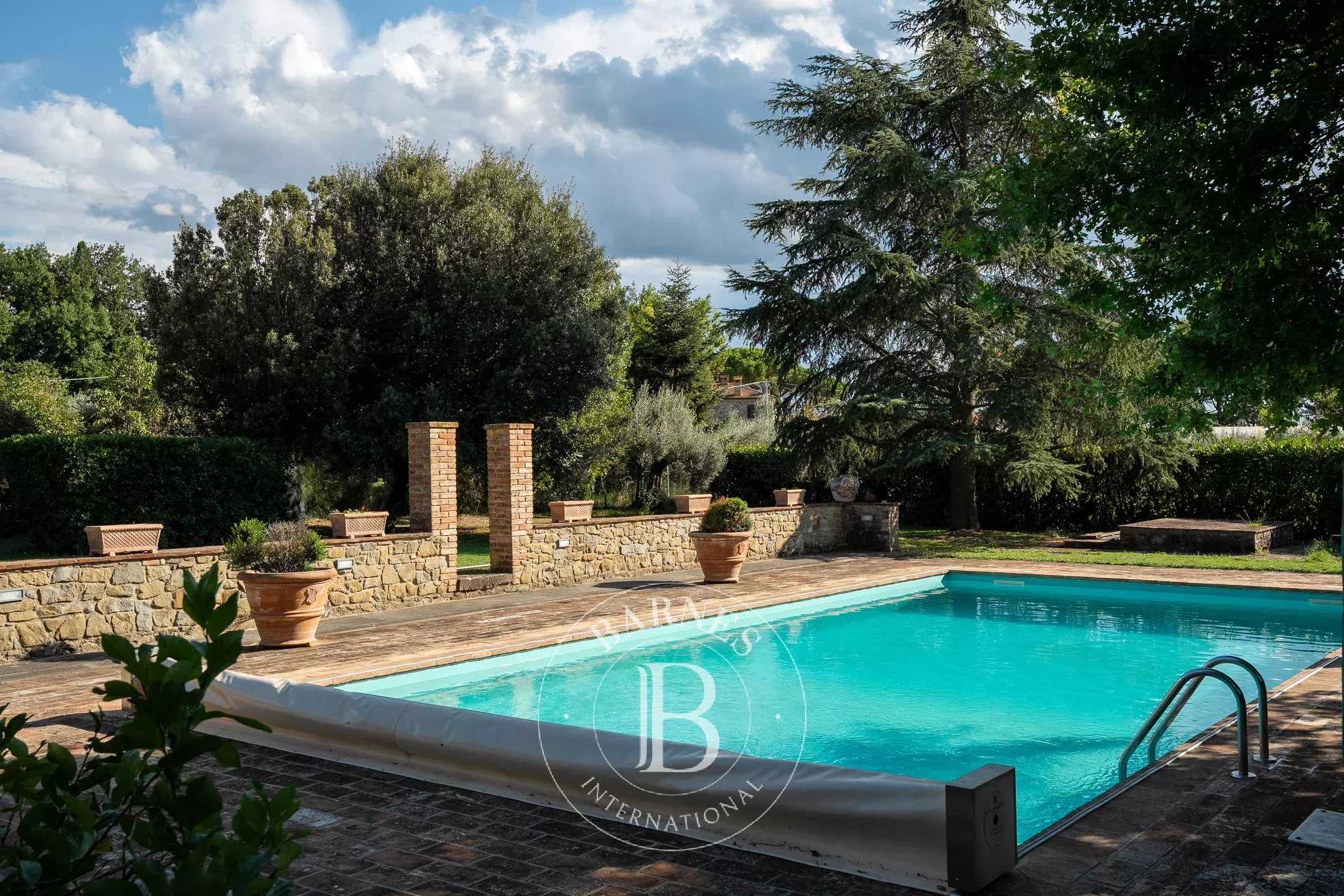 Passignano sul Trasimeno  - Chaumière 8 Pi&egrave;ces 3 Chambres