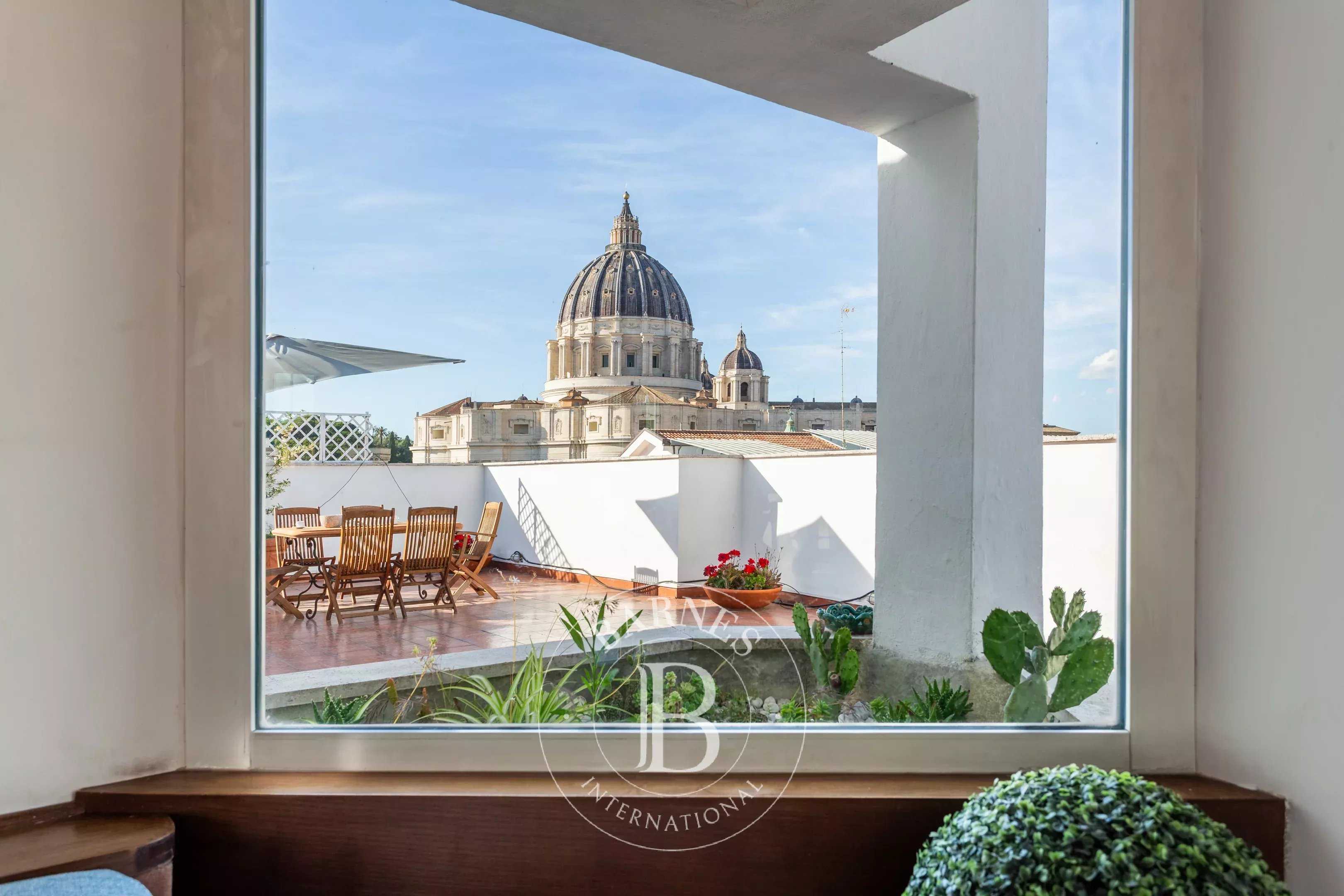 Roma  - Penthouse 3 Pi&egrave;ces 2 Chambres