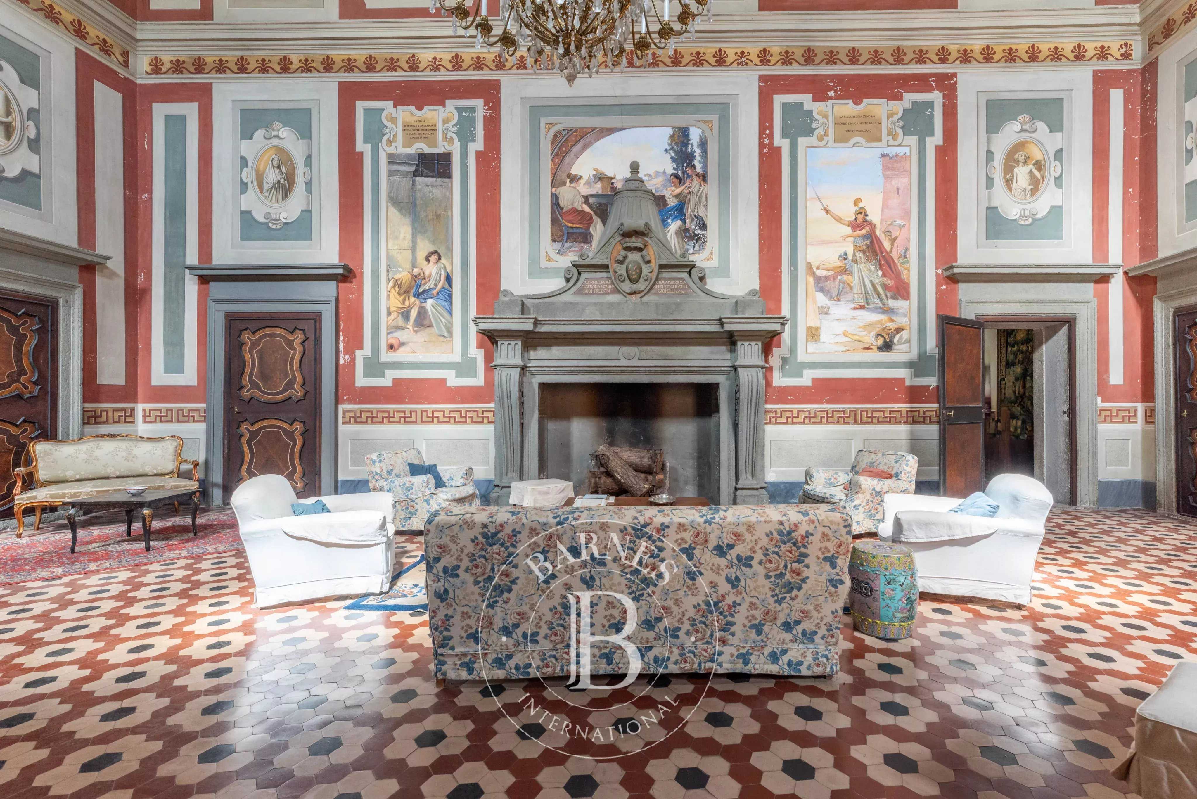 Acquapendente  - Building 8 Bedrooms