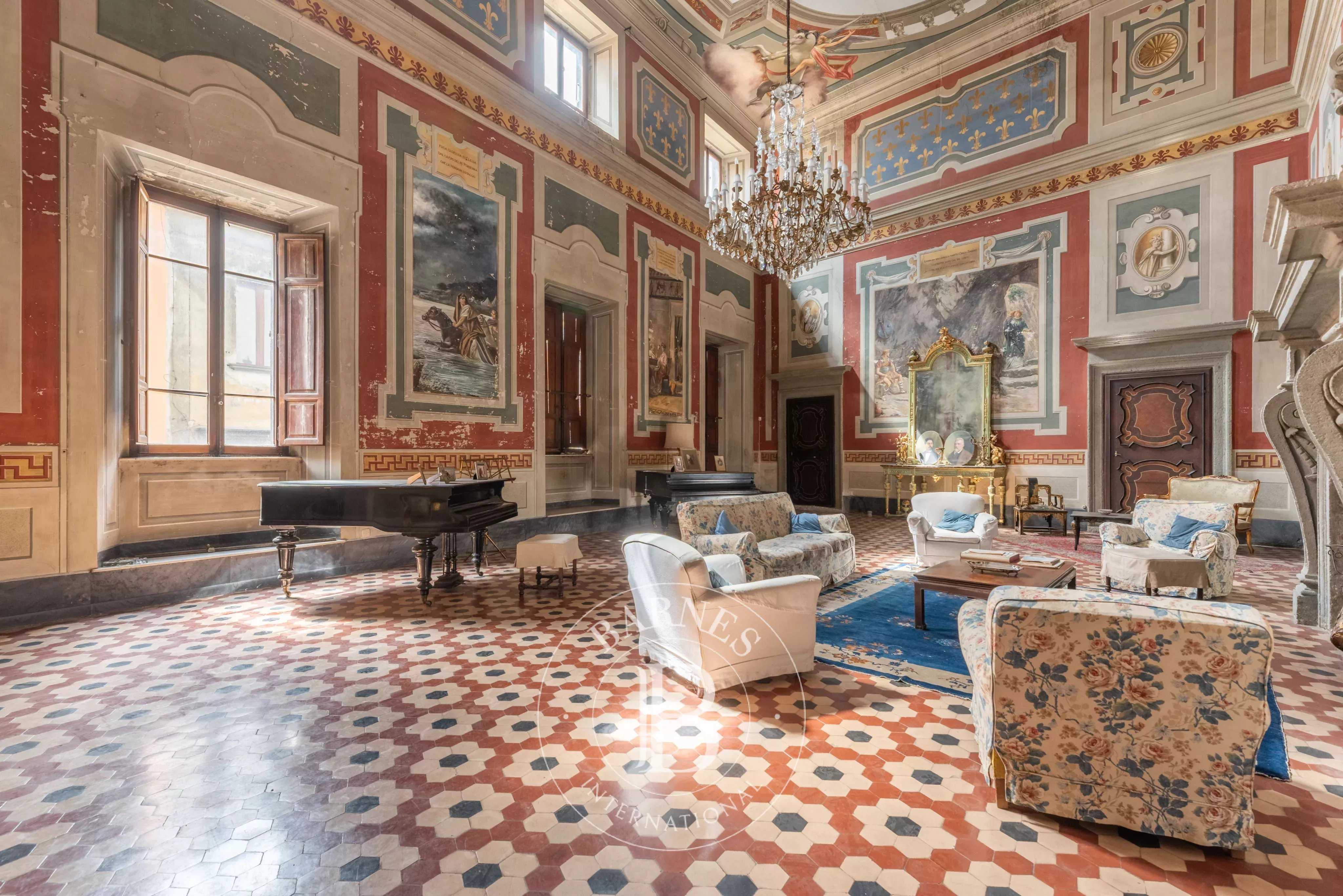 Acquapendente  - Building 8 Bedrooms