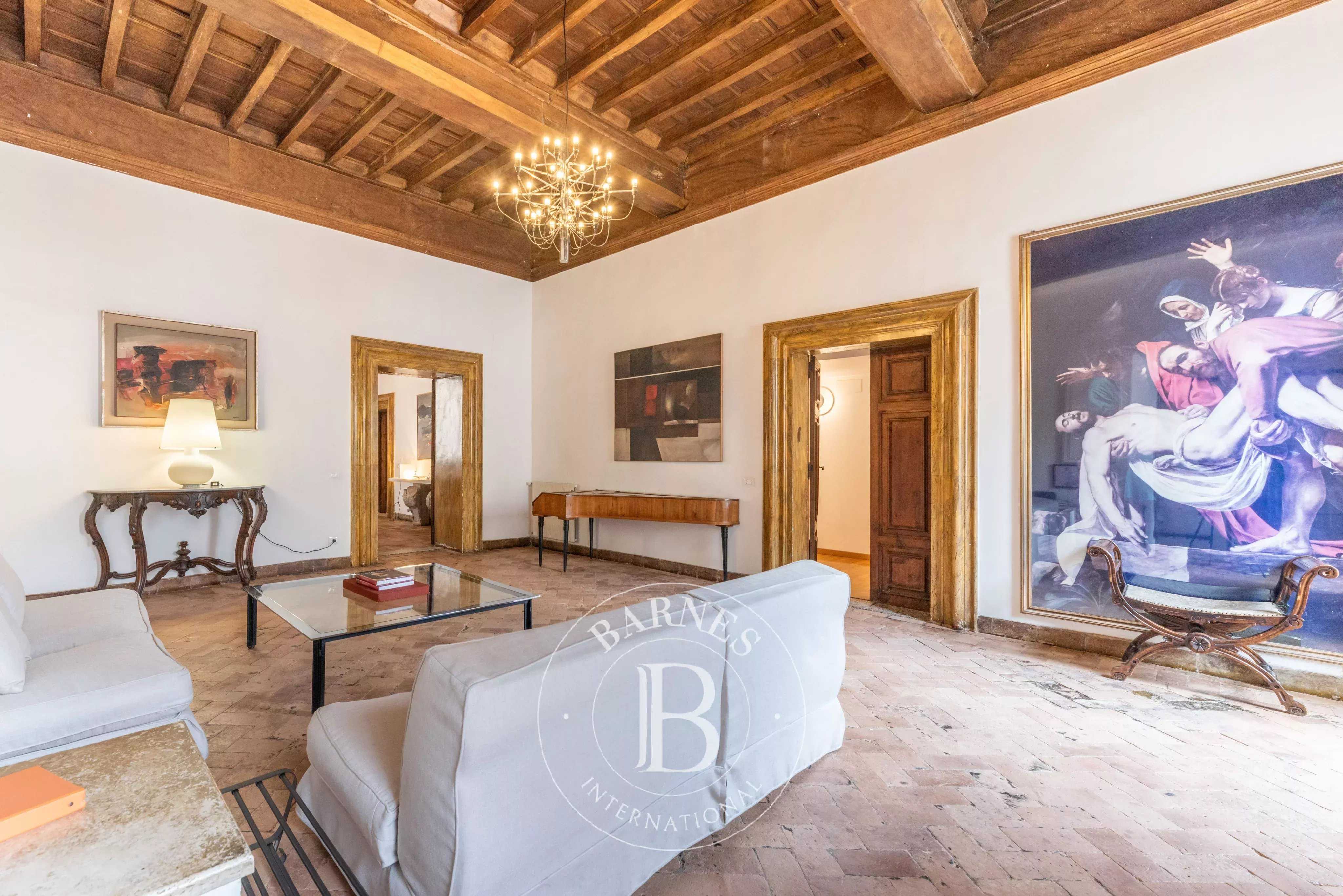 Roma  - Apartment 4 Bedrooms