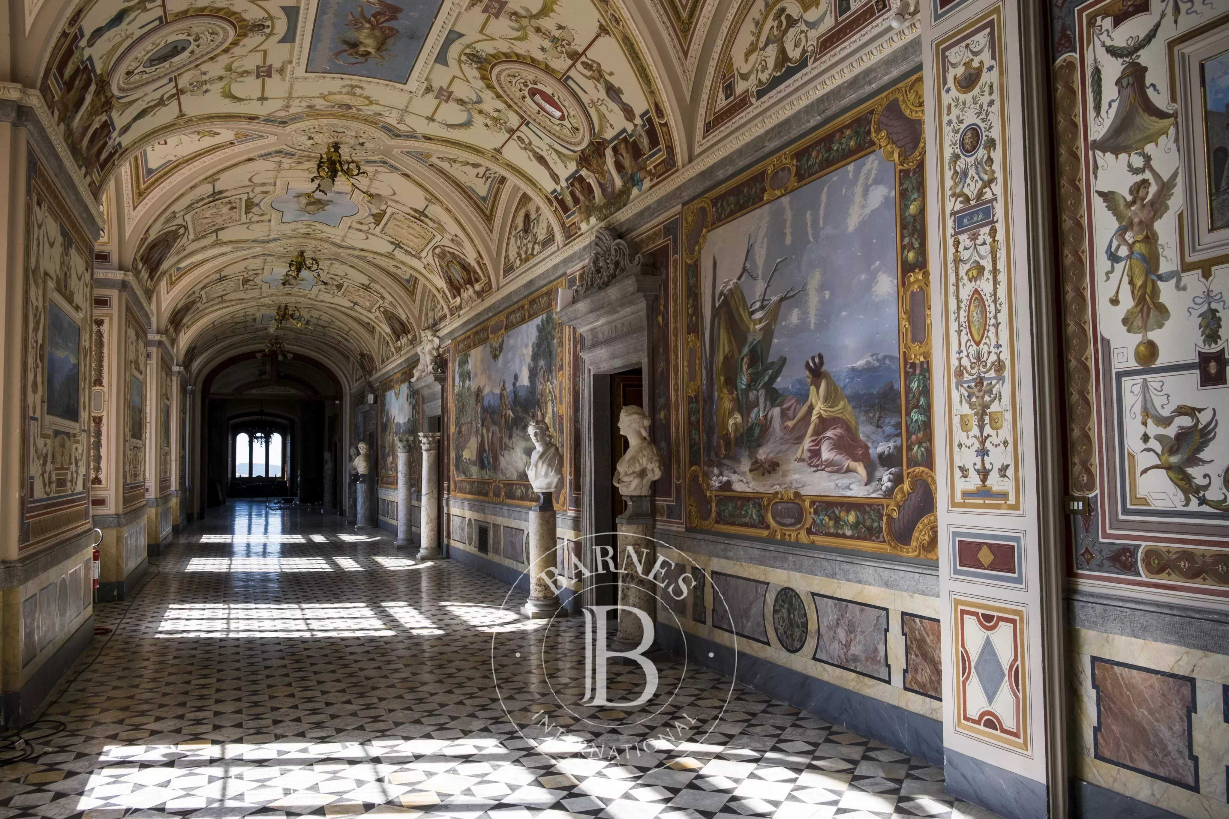 Acquapendente  - Castle 15 Bedrooms