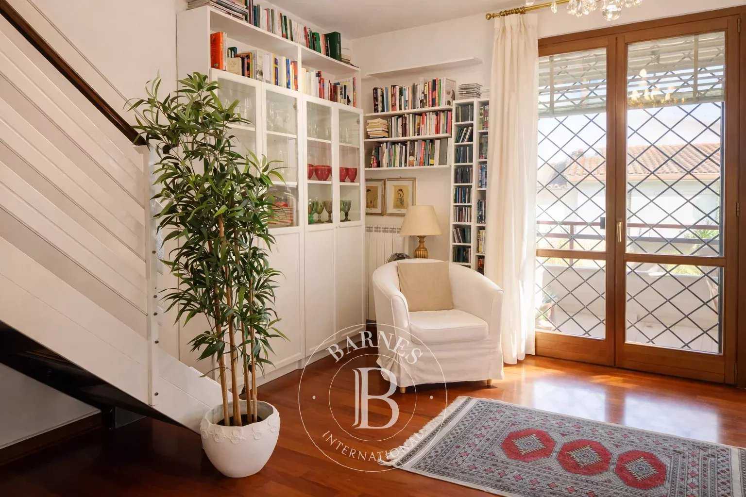 Roma  - Appartement 3 Pi&egrave;ces 2 Chambres