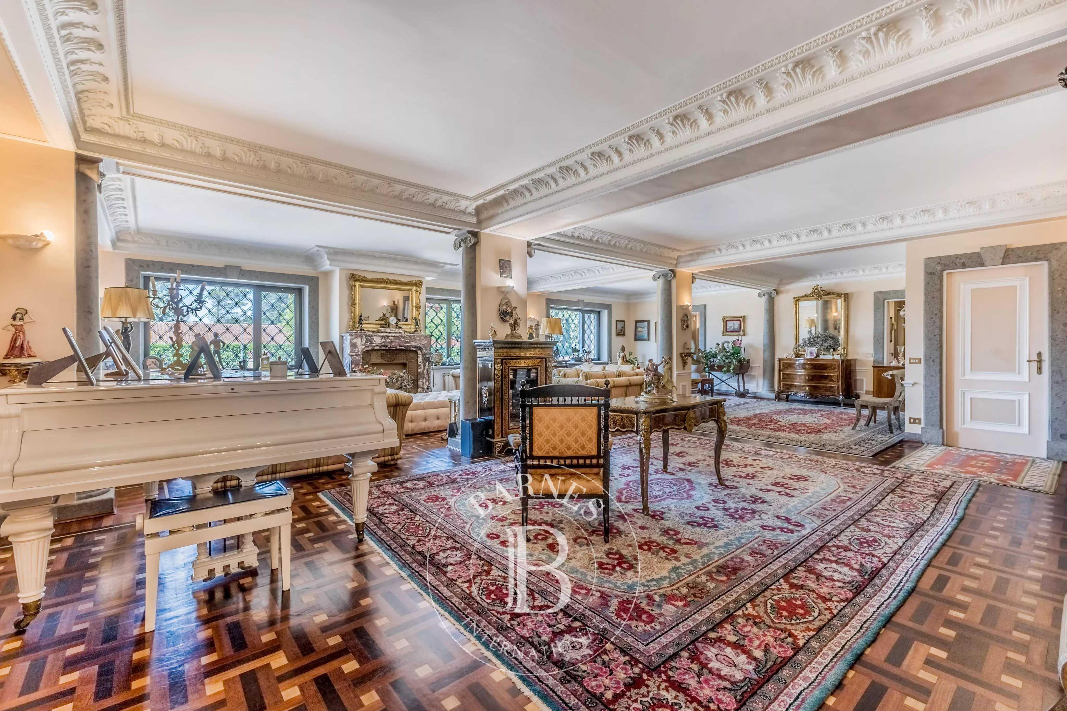 Roma  - Villa 17 Bedrooms