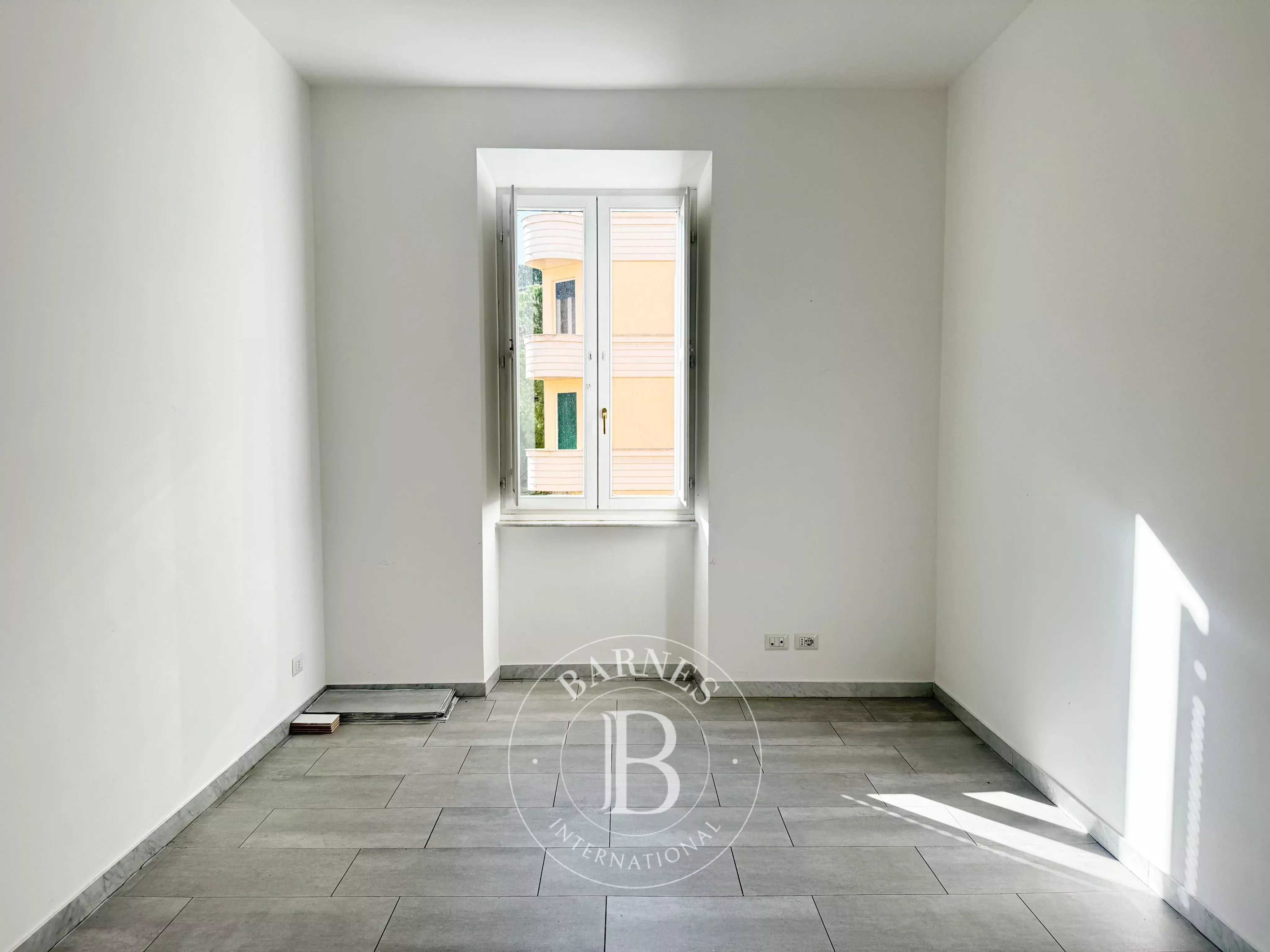 Roma  - Appartement 2 Pi&egrave;ces, 1 Chambre