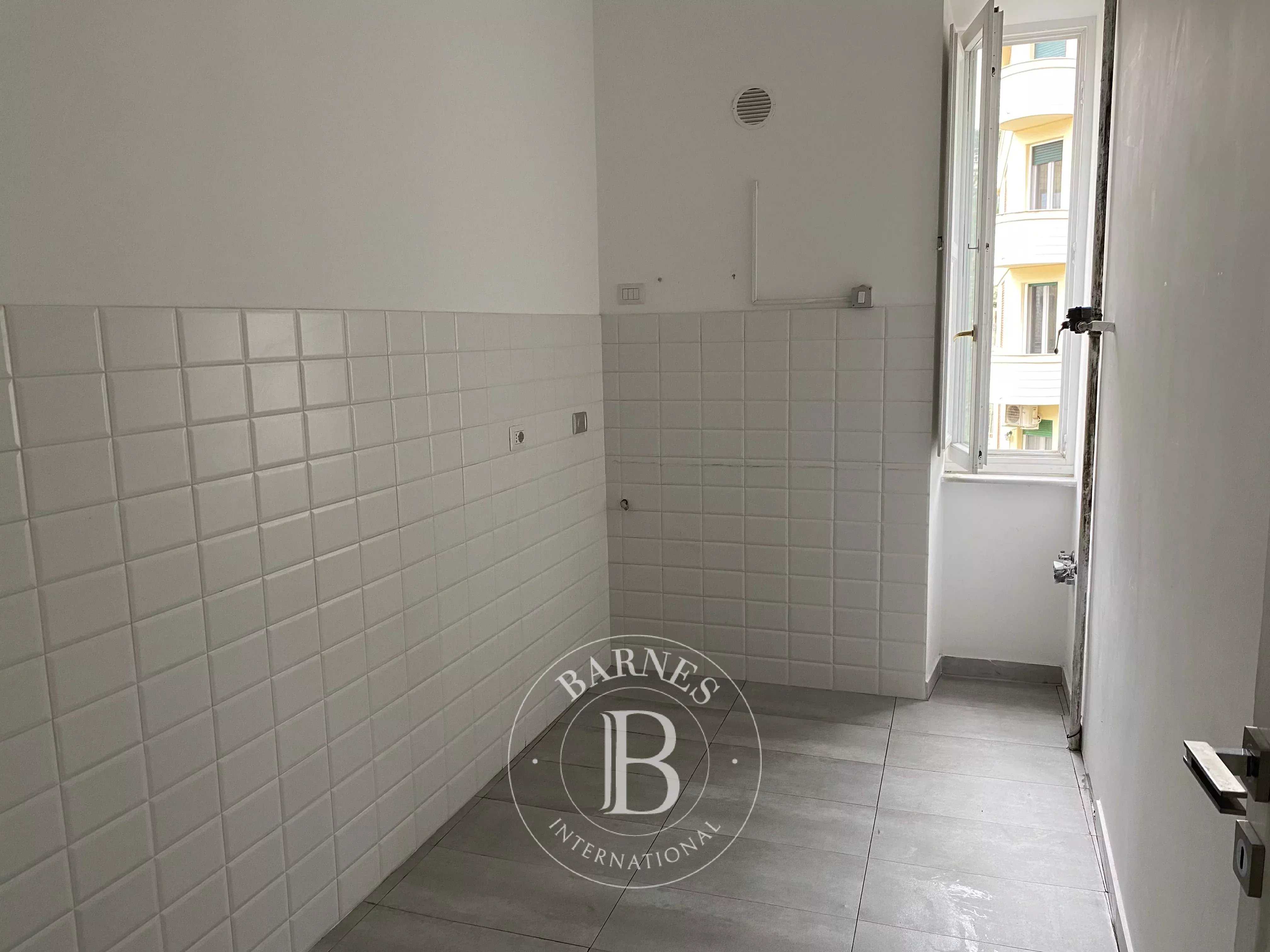 Roma  - Appartement 2 Pi&egrave;ces, 1 Chambre