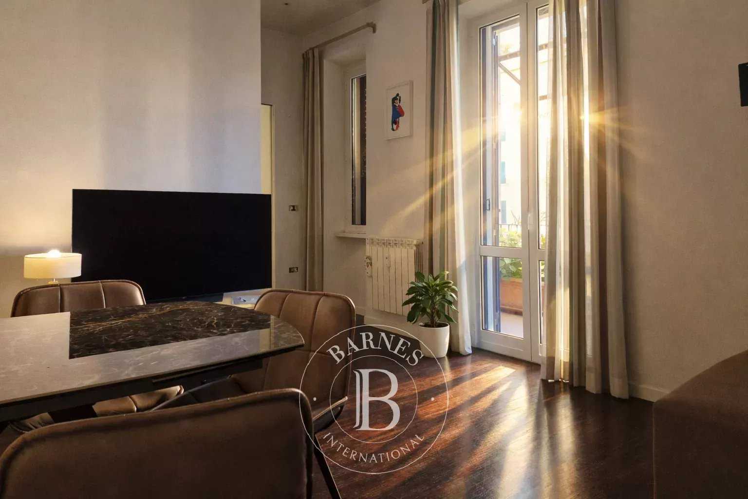 Roma  - Appartement 6 Pi&egrave;ces 3 Chambres