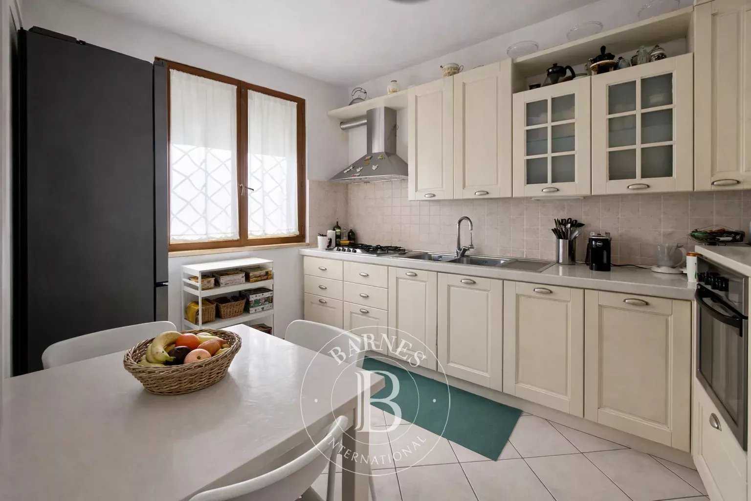 Roma  - Appartement 3 Pi&egrave;ces 2 Chambres