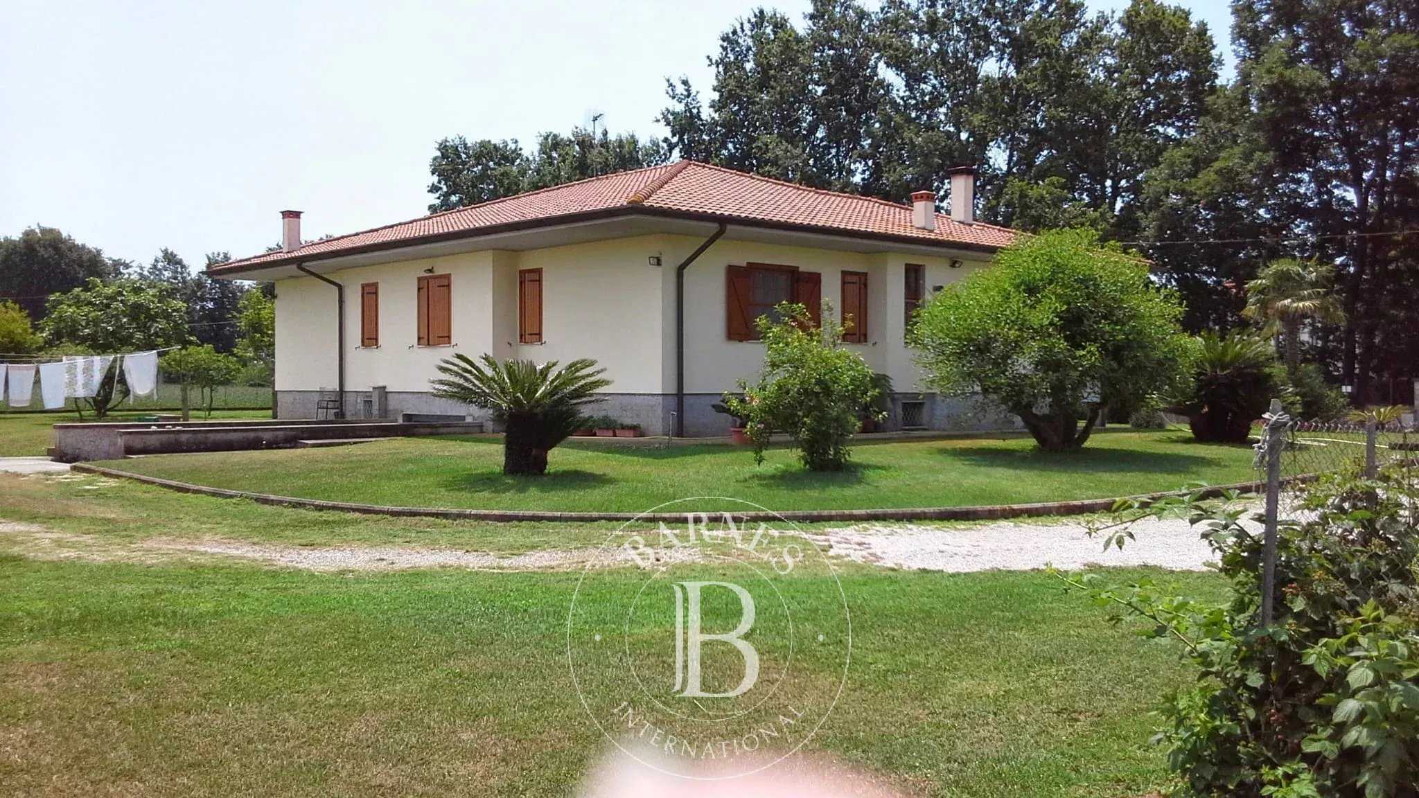 Sabaudia  - Villa 5 Pi&egrave;ces 3 Chambres