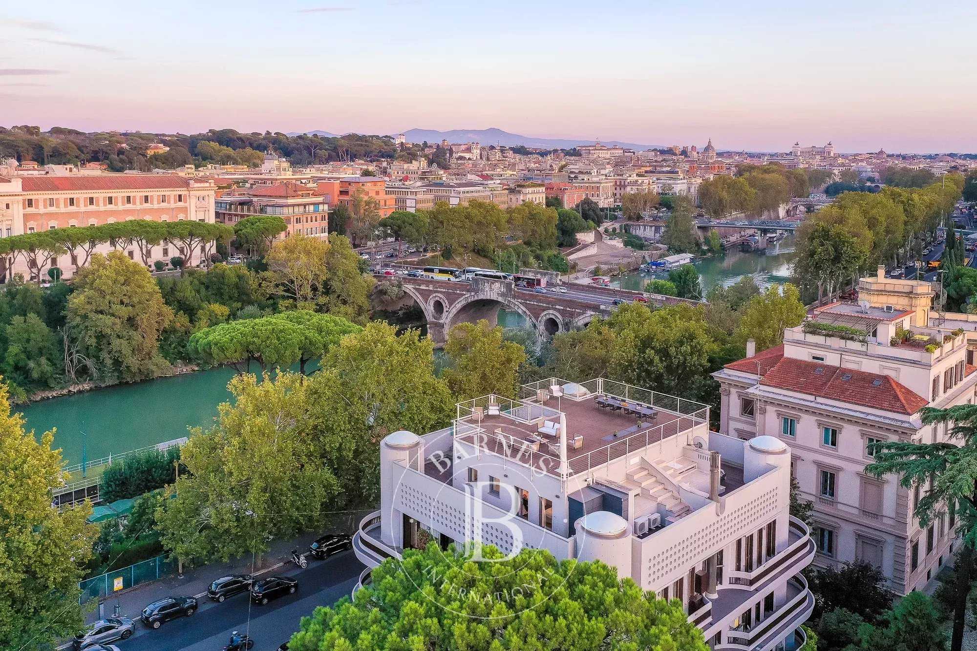 Roma  - Penthouse  6 Chambres