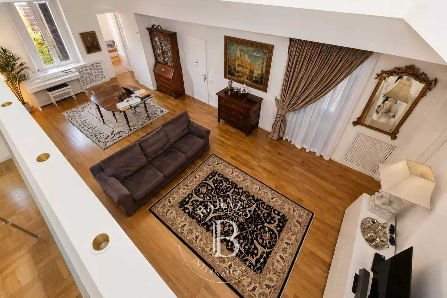 Roma  - Penthouse 4 Pi&egrave;ces 2 Chambres