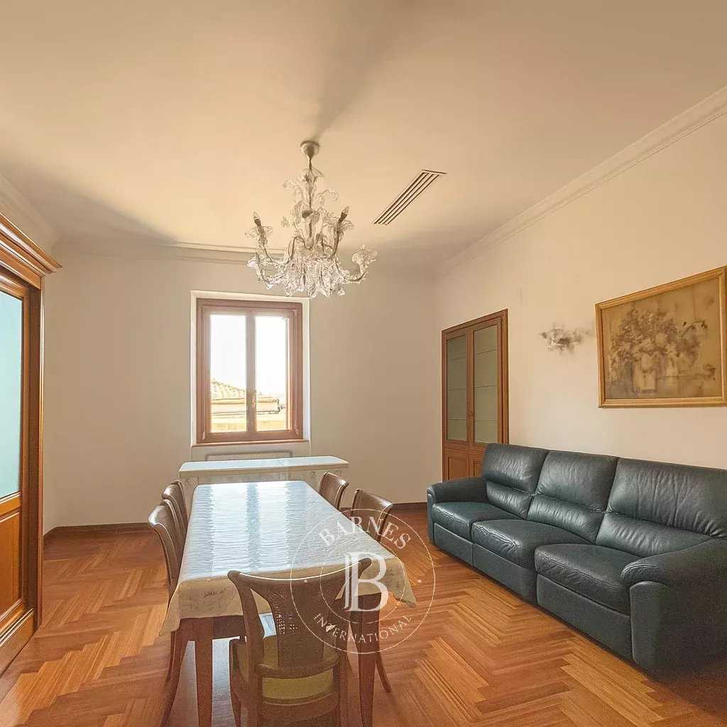 Roma  - Apartment 3 Bedrooms