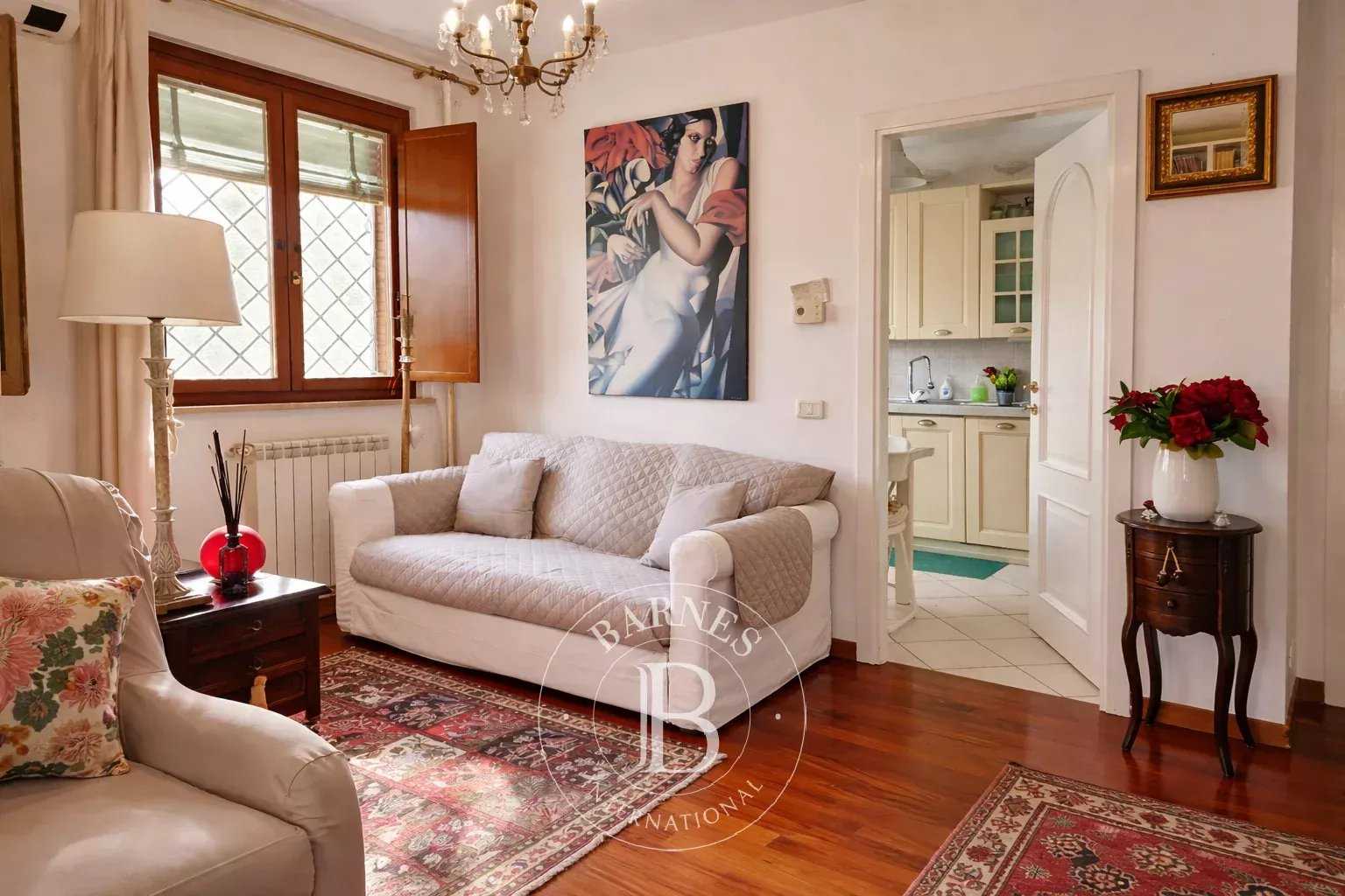 Roma  - Appartement 3 Pi&egrave;ces 2 Chambres