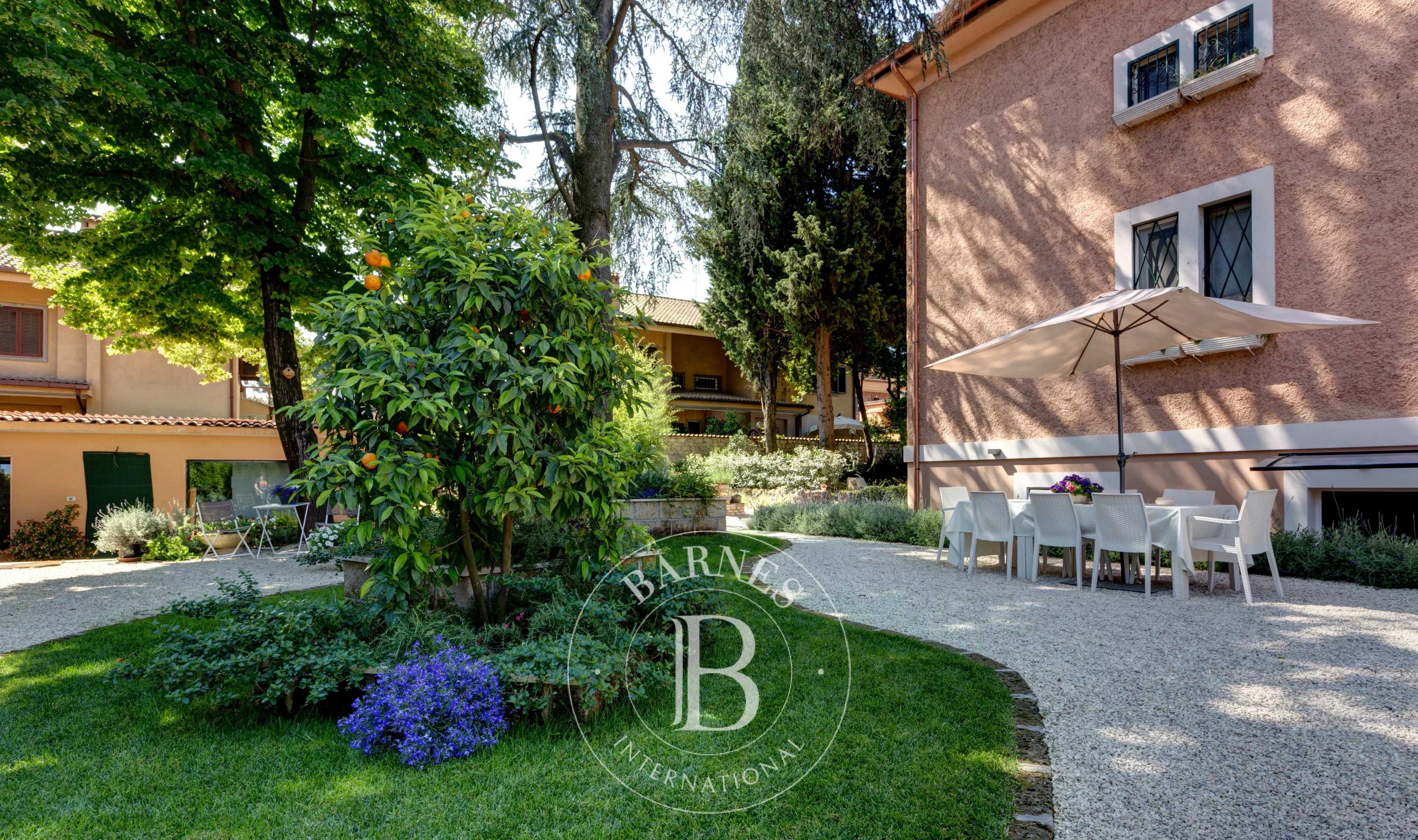 Roma  - Piso 5 Cuartos 4 Habitaciones