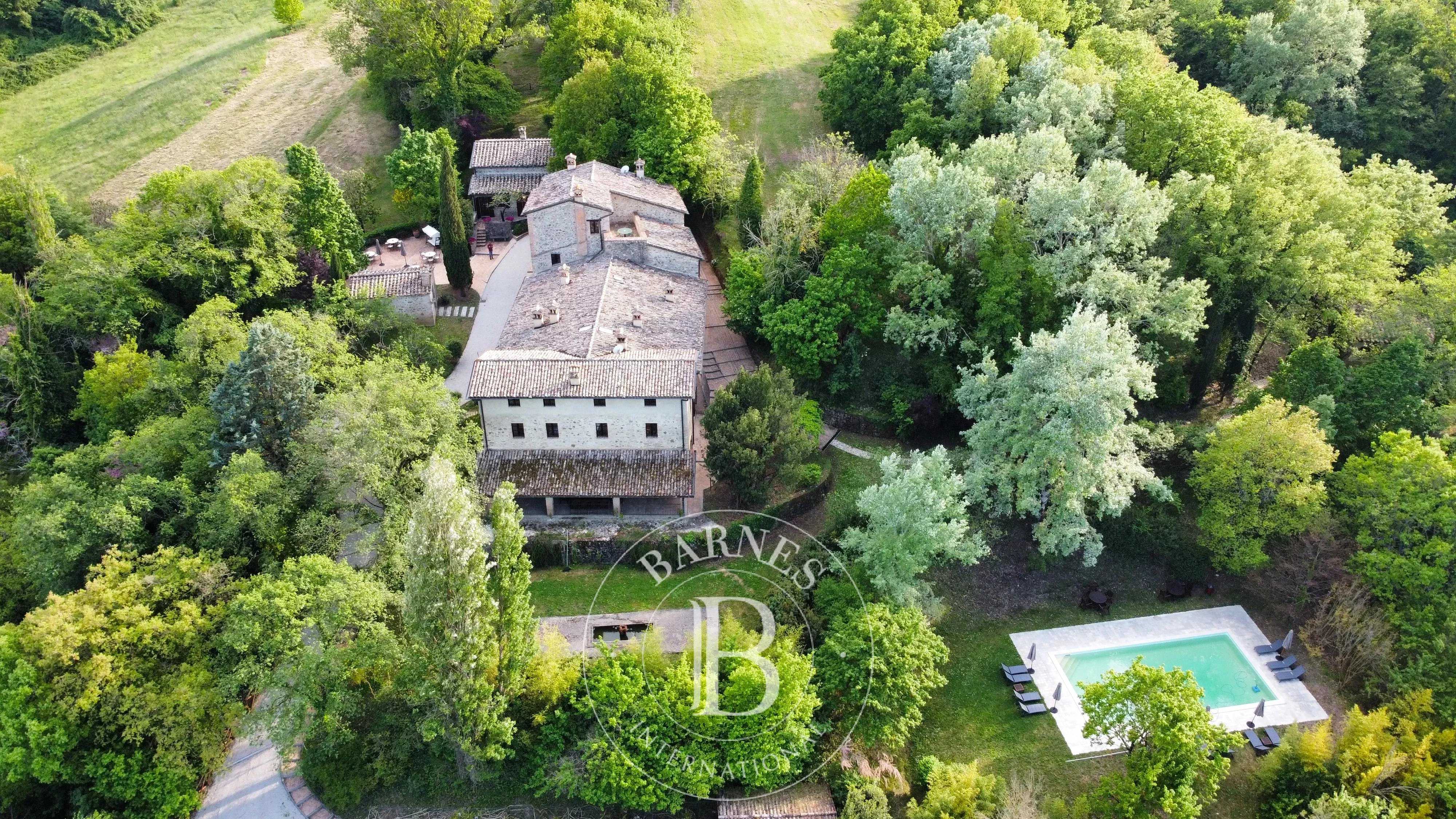 Umbertide  - Cottage 15 Bedrooms