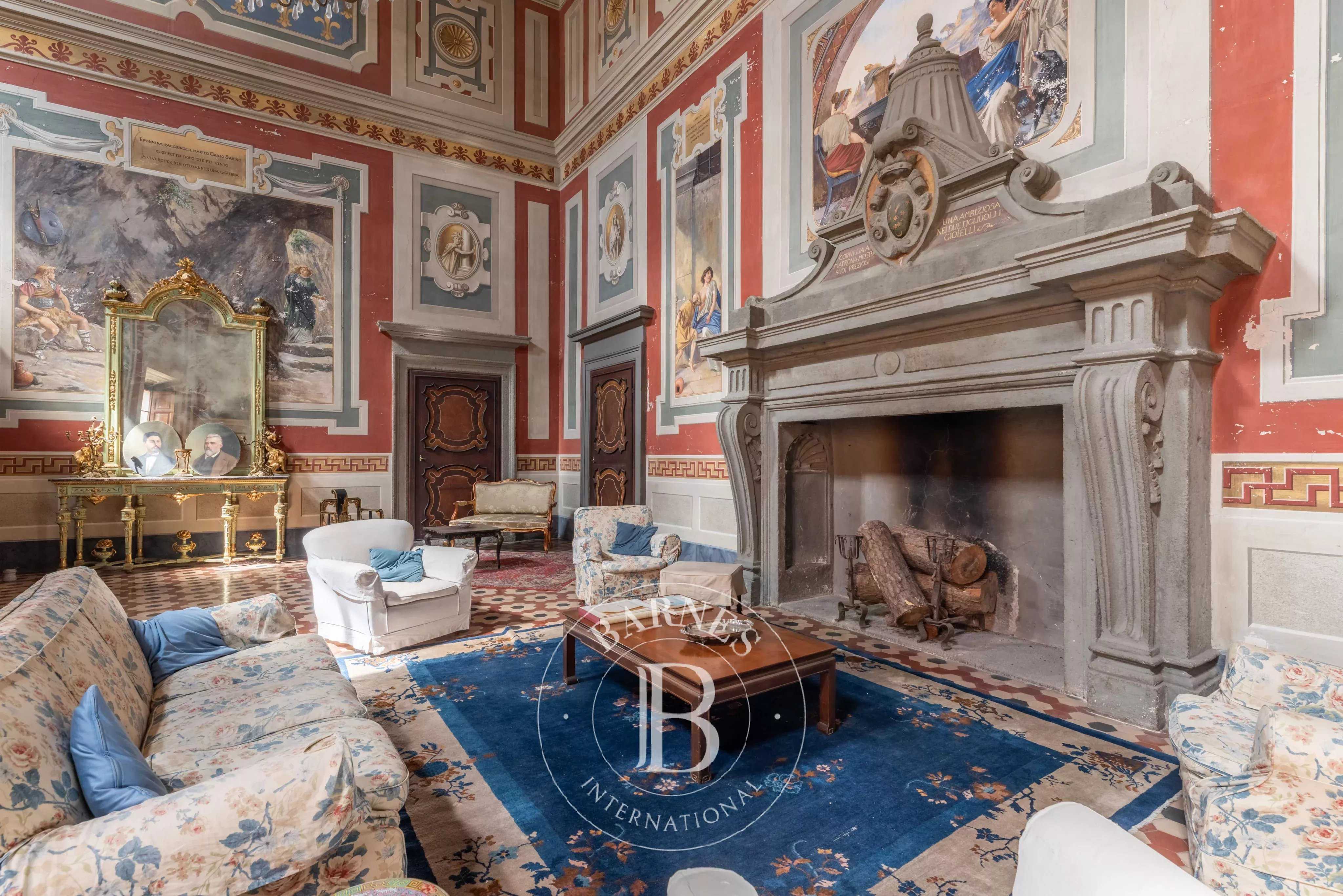 Acquapendente  - Building 8 Bedrooms