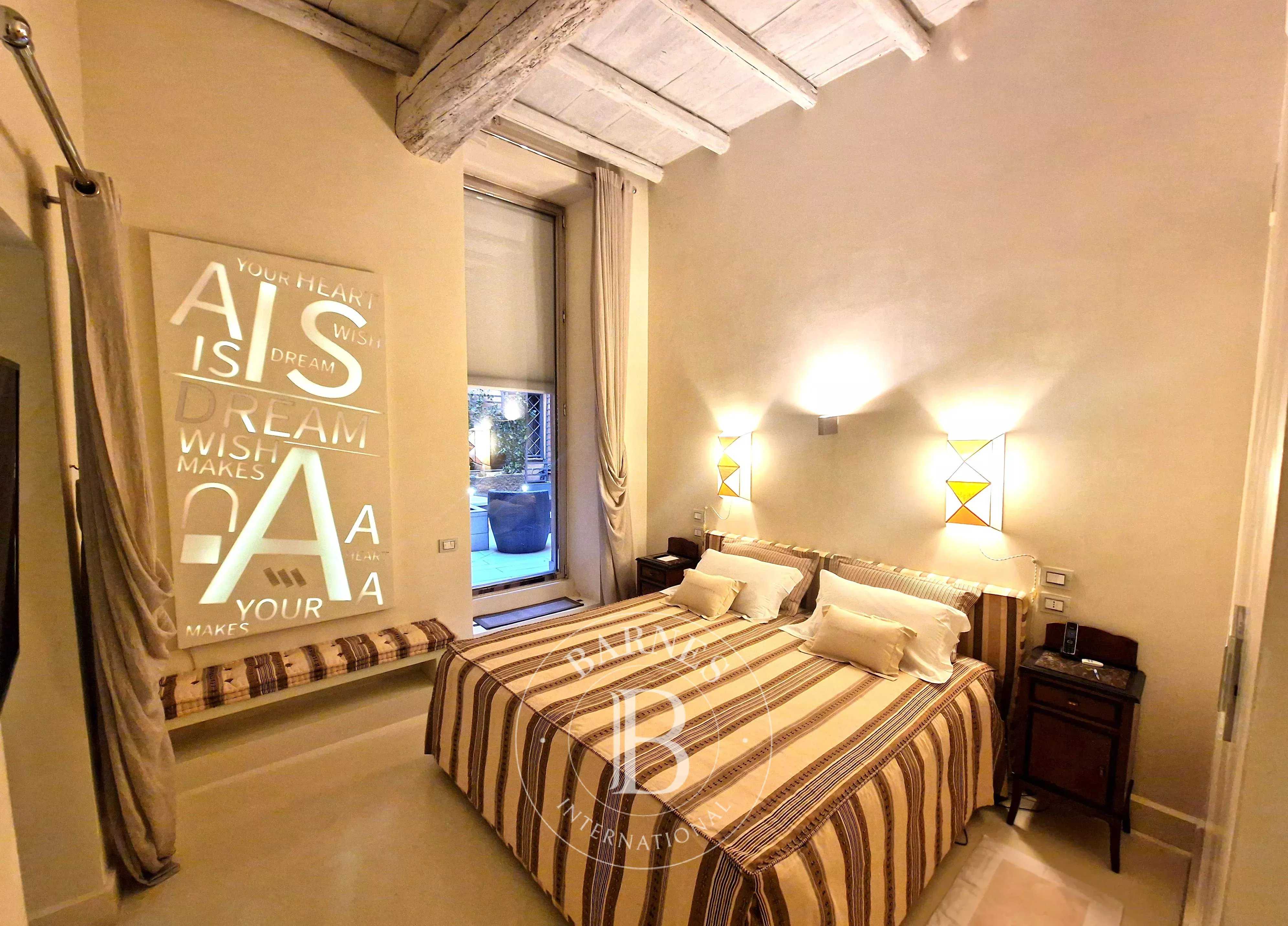 Roma  - Piso 6 Cuartos 5 Habitaciones