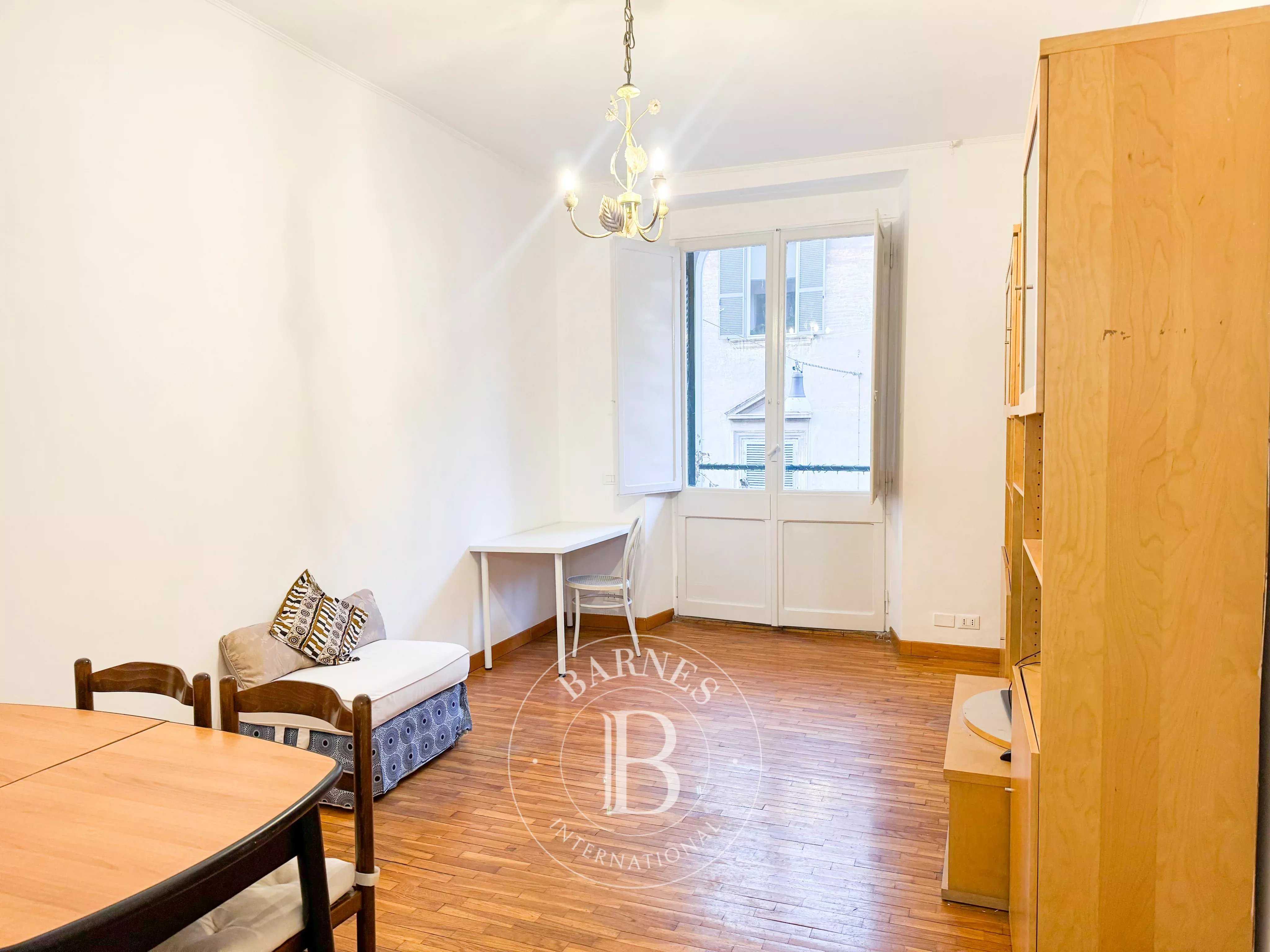 Roma  - Appartement 2 Pi&egrave;ces, 1 Chambre