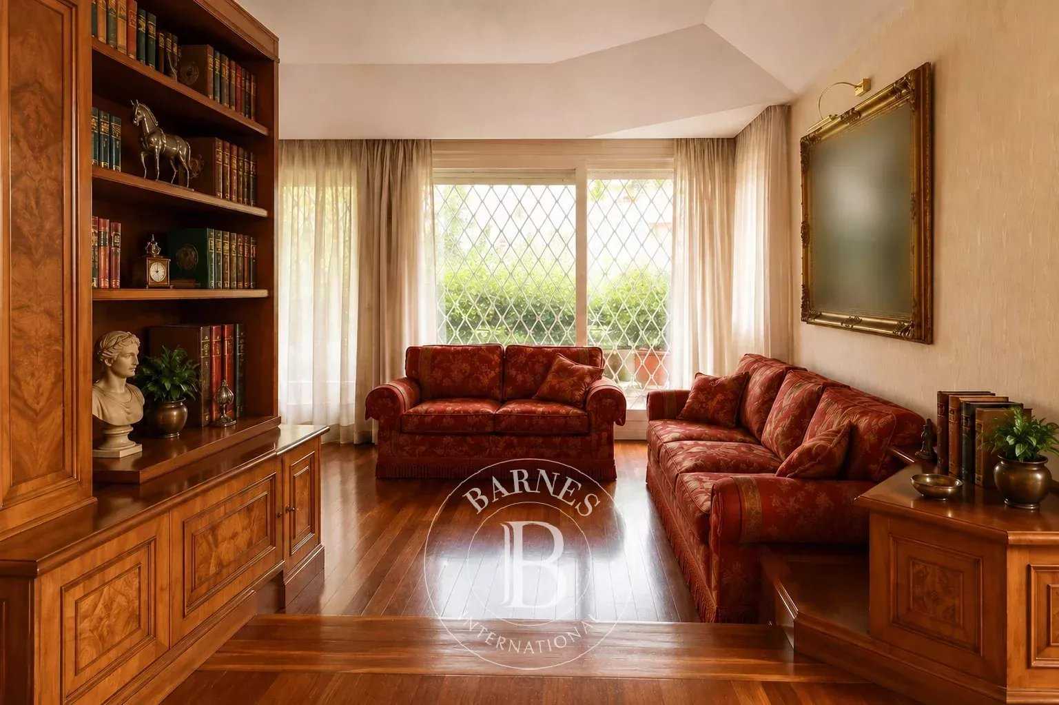 Roma  - Appartement 4 Pi&egrave;ces 3 Chambres