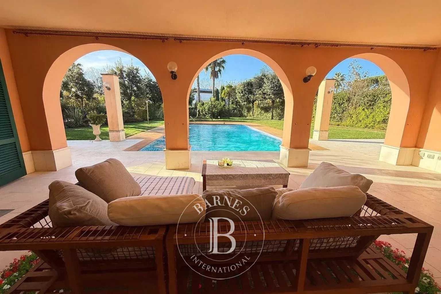 Villa Forte dei Marmi  -  ref 86508965 (picture 2)