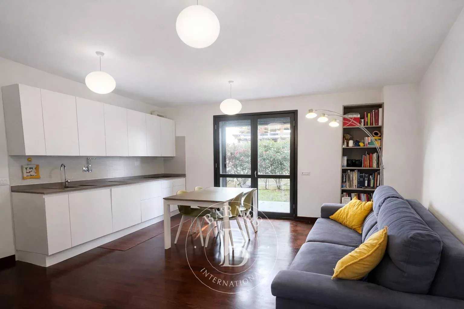 Appartement Roma  -  ref 86918269 (picture 1)