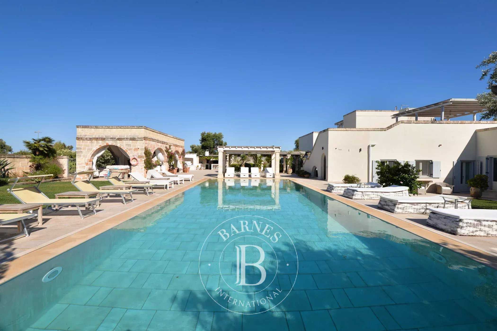 Villa Ostuni  -  ref 86089215 (picture 1)